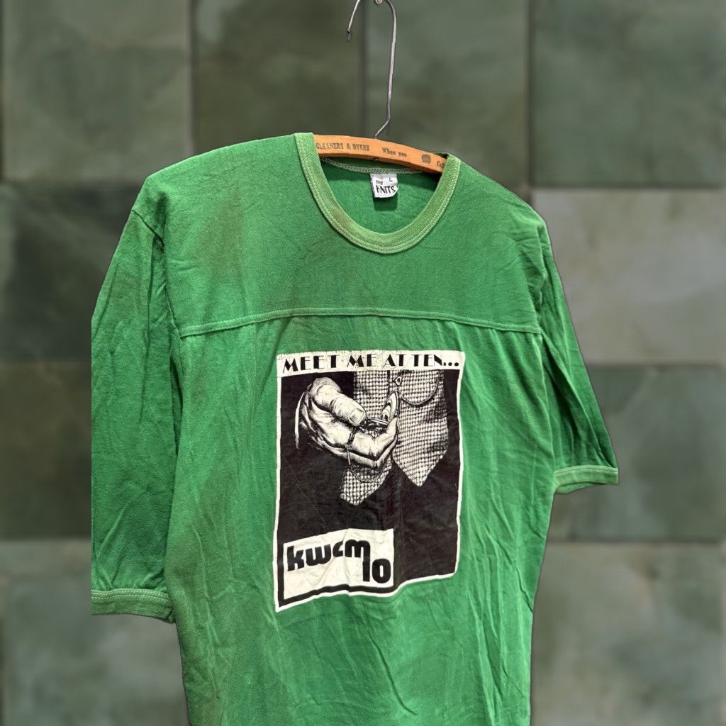Glanshirt VINTAGE The Knits Raglan Shirt Green 70s Meet Me At 10 Iron On Graphic Sz Large Mens Size US L / EU 52-54 / 3 - 1 Thumbnail