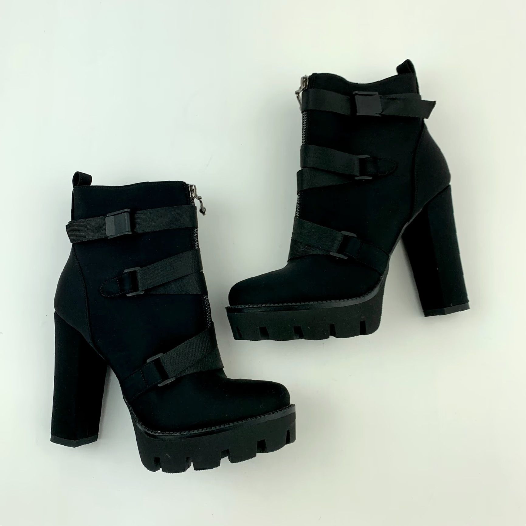 Vintage VINTAGE Wetkiss Combat Chunky Heel Platform Boots Black Straps EU 40 US 9.5 Women Platform Boots Straps 40 9.5 Black Wetkiss Shoes Womens Size US 10 / IT 40 - 7 Thumbnail