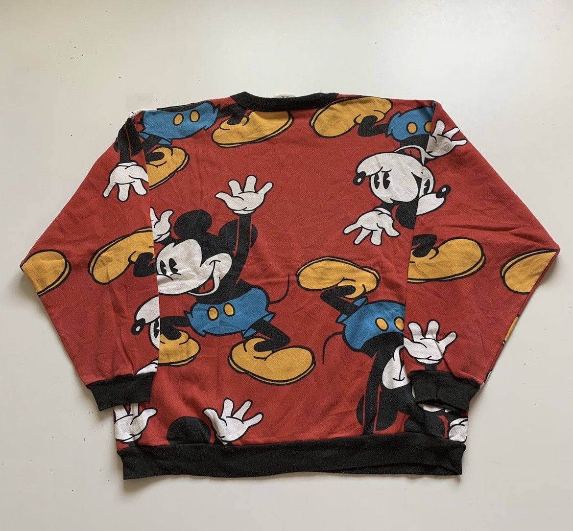 Disney Vintage 90s Mickey Mouse All Over Print Disney Crewneck Rare Size US M / EU 48-50 / 2 - 2 Thumbnail