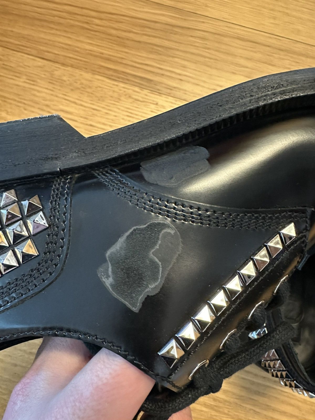 Loewe Loewe Black Distressed Leather Look Studded Oxfords Size 42 Size US 9 / EU 42 - 8 Thumbnail
