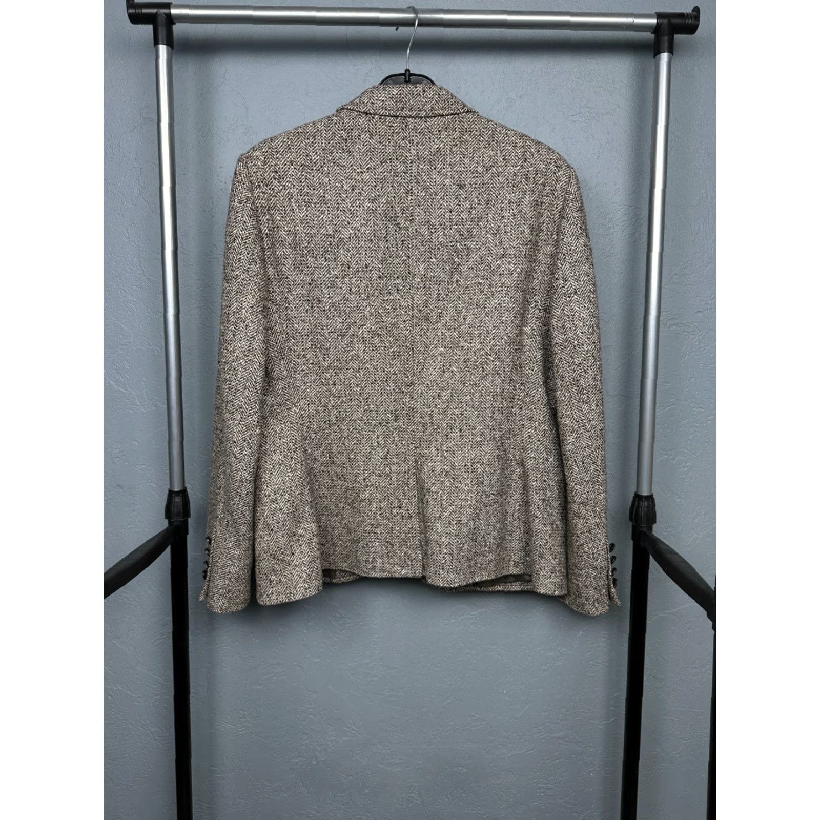 Aquascutum Aquascutum Womens Wool Blazer Jacket UK 18 R Blazer Womens XS-XXL Multicolor 18 Regular Wool Brand Aquascutum Men's vs. Womens? Size XXL / US 16-18 / IT 52-54 - 8 Thumbnail