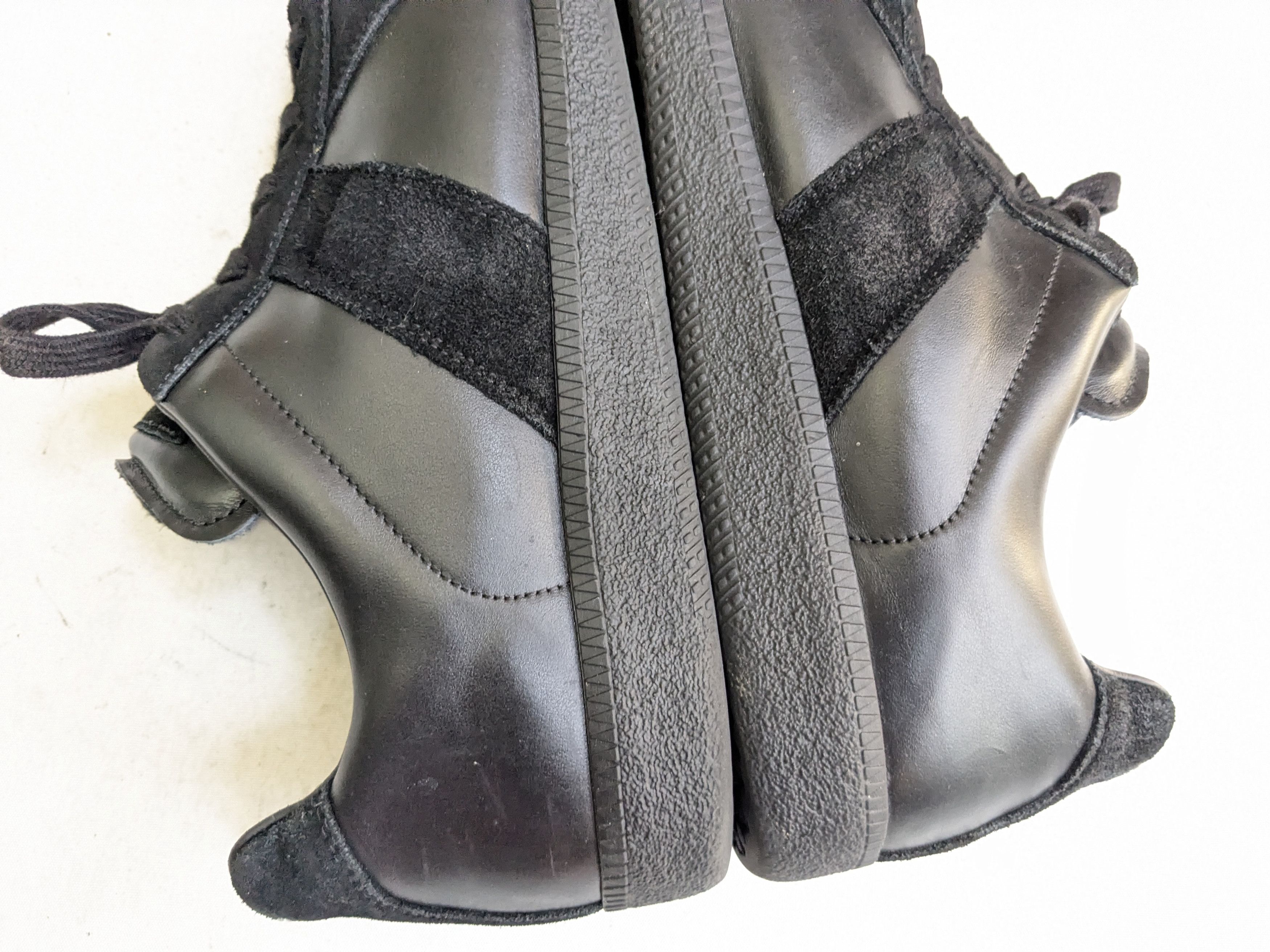 Maison Margiela Maison Margiela GAT Replica Black 12 45 Low Tops Size US 12 / EU 45 - 14 Thumbnail