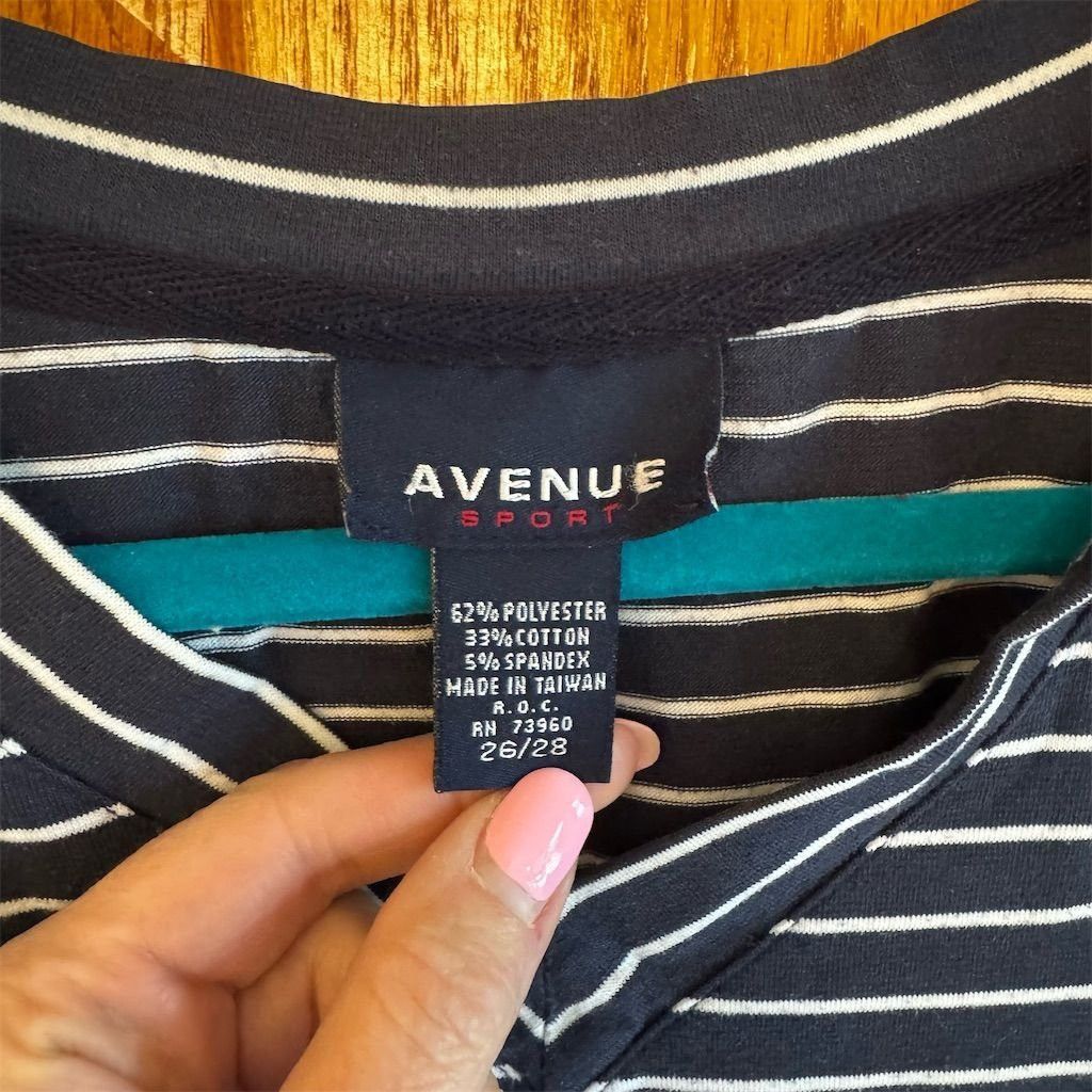 Avenue Avenue Sport Women's Plus Size 26 28 Striped Navy Striped V Size 3XL / US 20-22 - 4 Thumbnail