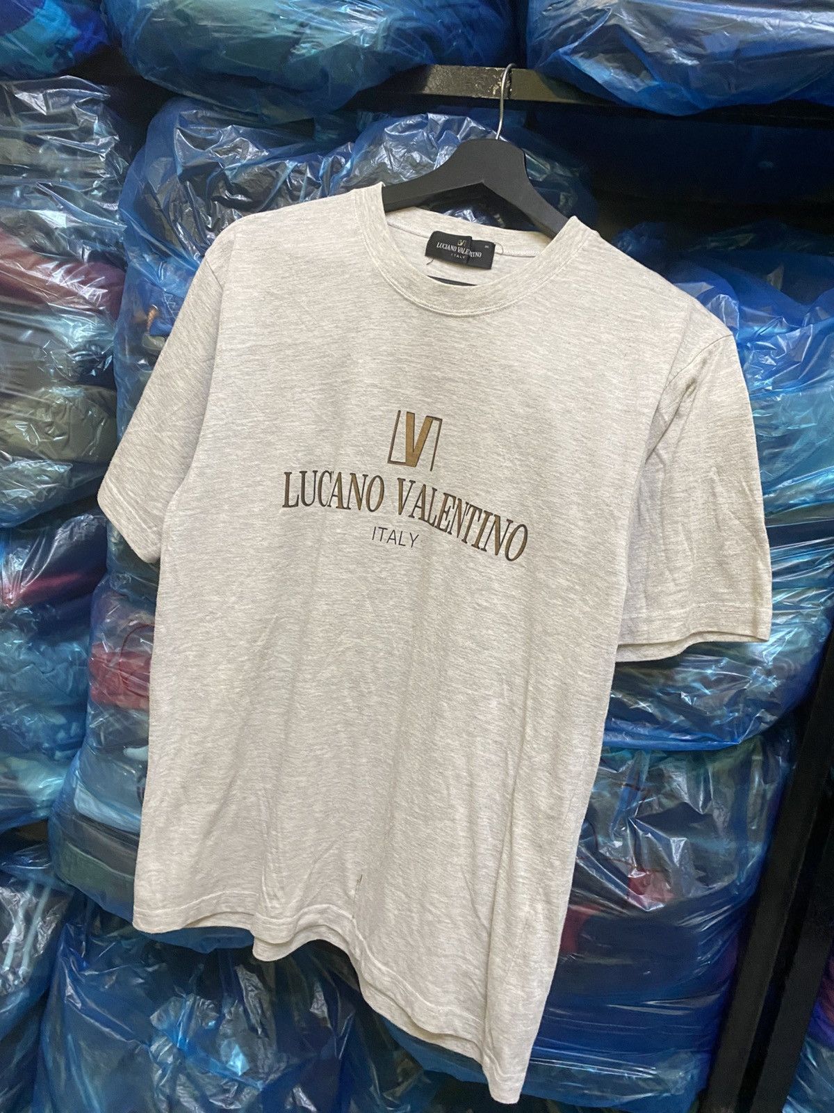 Vintage Luciano Valentino Italy Logo Tee Gray Japan Market Exclusive Size US M / EU 48-50 / 2 - 3 Thumbnail