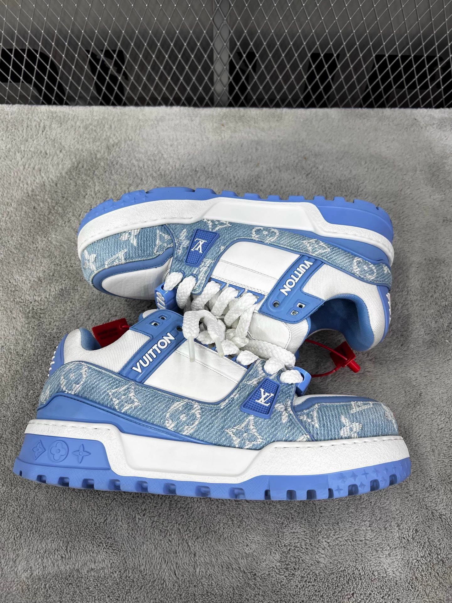 Louis Vuitton LOUIS VUITTON Trainer Maxi Blue White Denim 41.5 Size US 8.5 / EU 41-42 - 4 Thumbnail