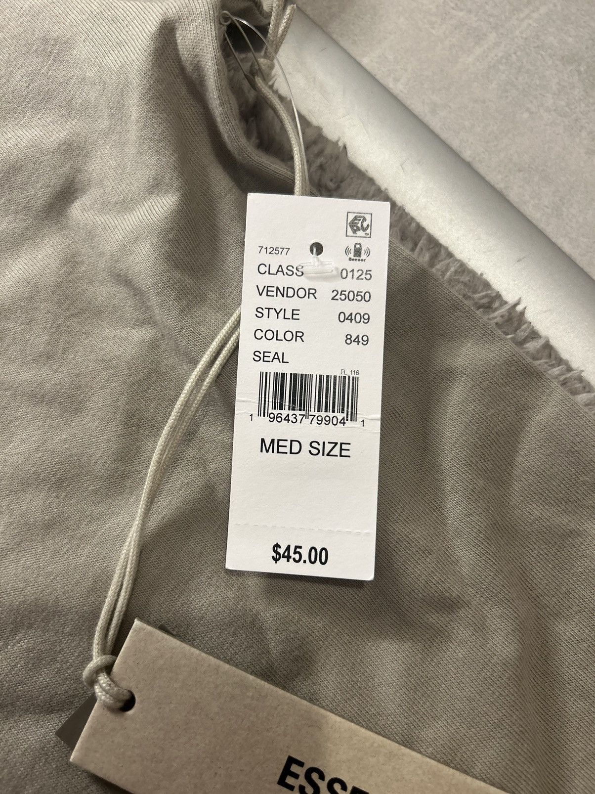 Essentials Fear of god essentials tee Size US M / EU 48-50 / 2 - 4 Thumbnail