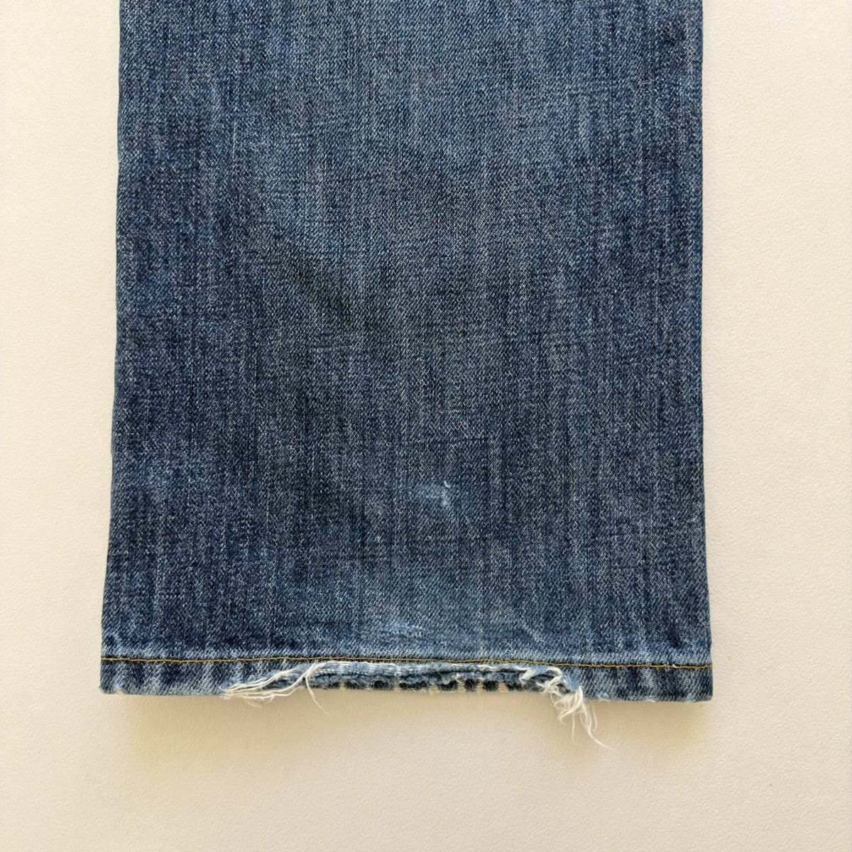 Helmut Lang Thrashed’ Vintage Classic Denim’ Jeans Size US 32 / EU 48 - 16 Thumbnail