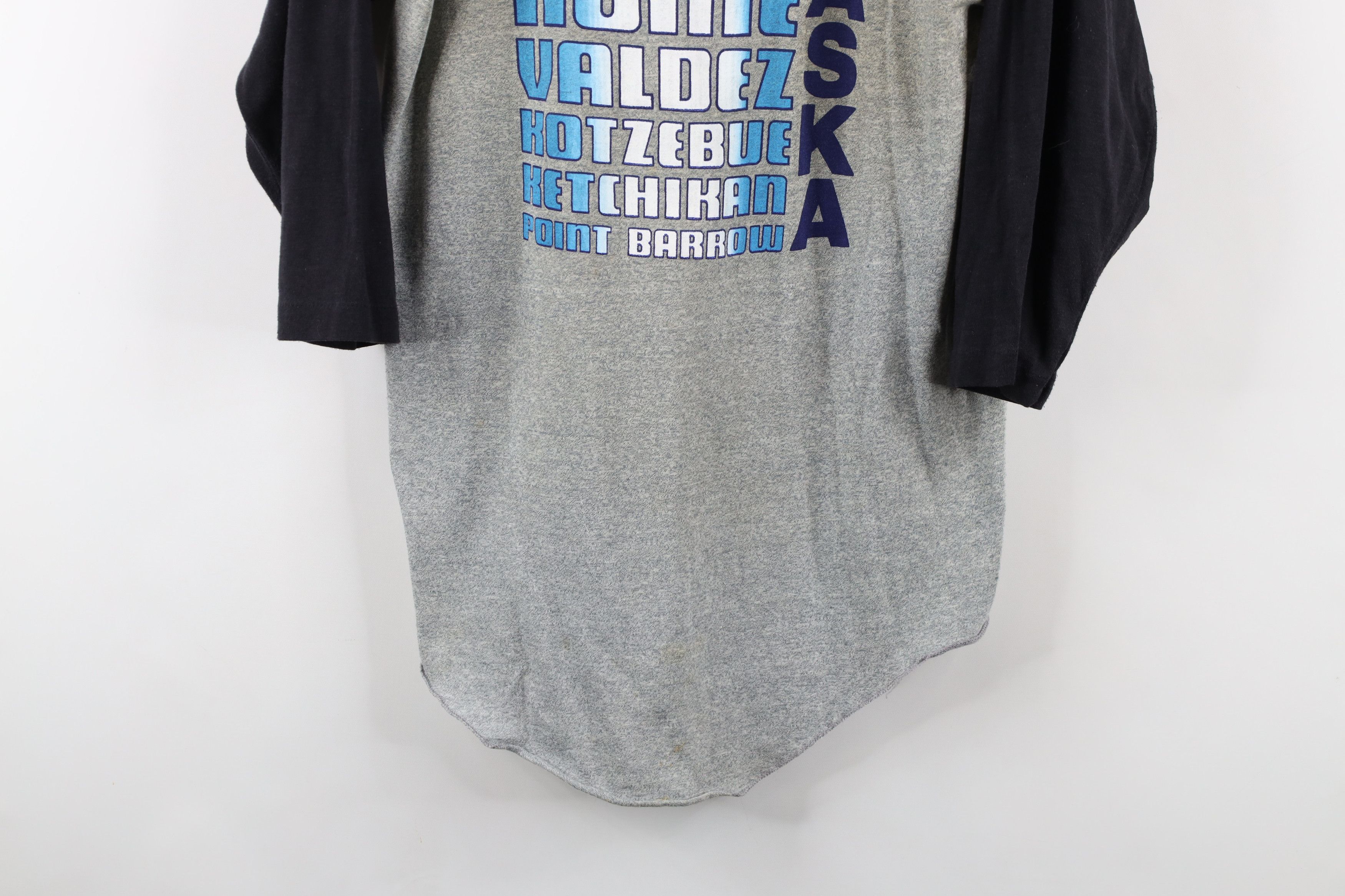 Vintage Vintage 70s Streetwear Alaska 3/4 Sleeve Raglan T-Shirt USA Size US L / EU 52-54 / 3 - 3 Thumbnail