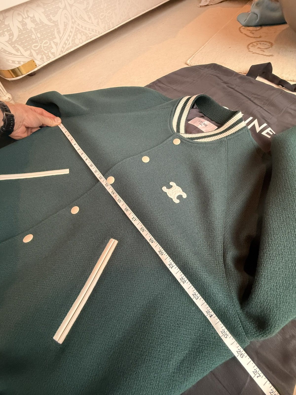 Celine $3.25k+ FW24 Celine Triomphe logo teddy jacket green Hedi 52 Size US L / EU 52-54 / 3 - 4 Thumbnail