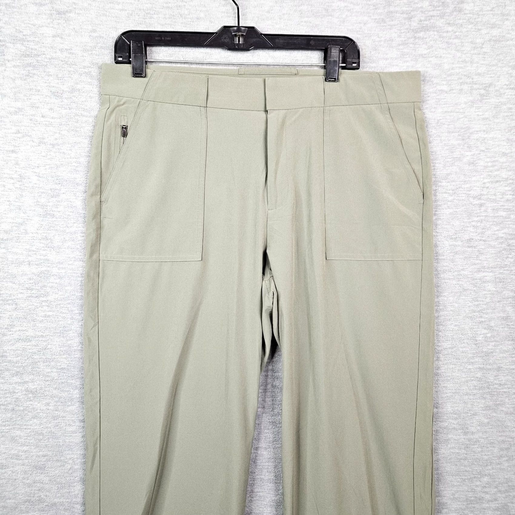 Athleta Athleta Tribeca Utility Crop Pant Olive Green Women’s Size 14 Cropped Activewear Leggings Skinny Gir ls Womens Mens? Size 36" / US 14 / IT 50 - 3 Thumbnail
