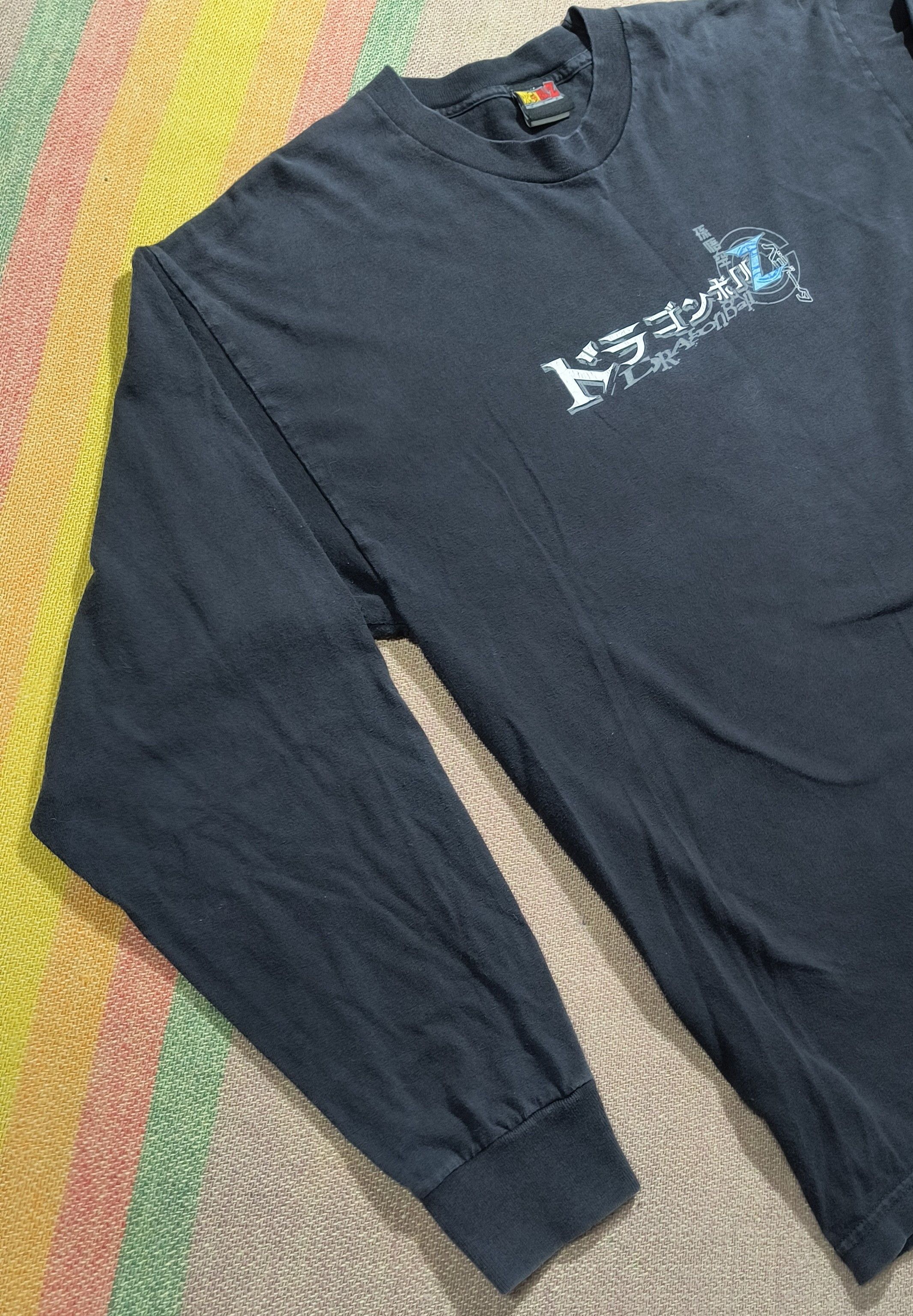Vintage Vintage Y2K Dragonball Z Vegeta Trunks Goku SSJ 3 2001 tee Size US XL / EU 56 / 4 - 5 Thumbnail