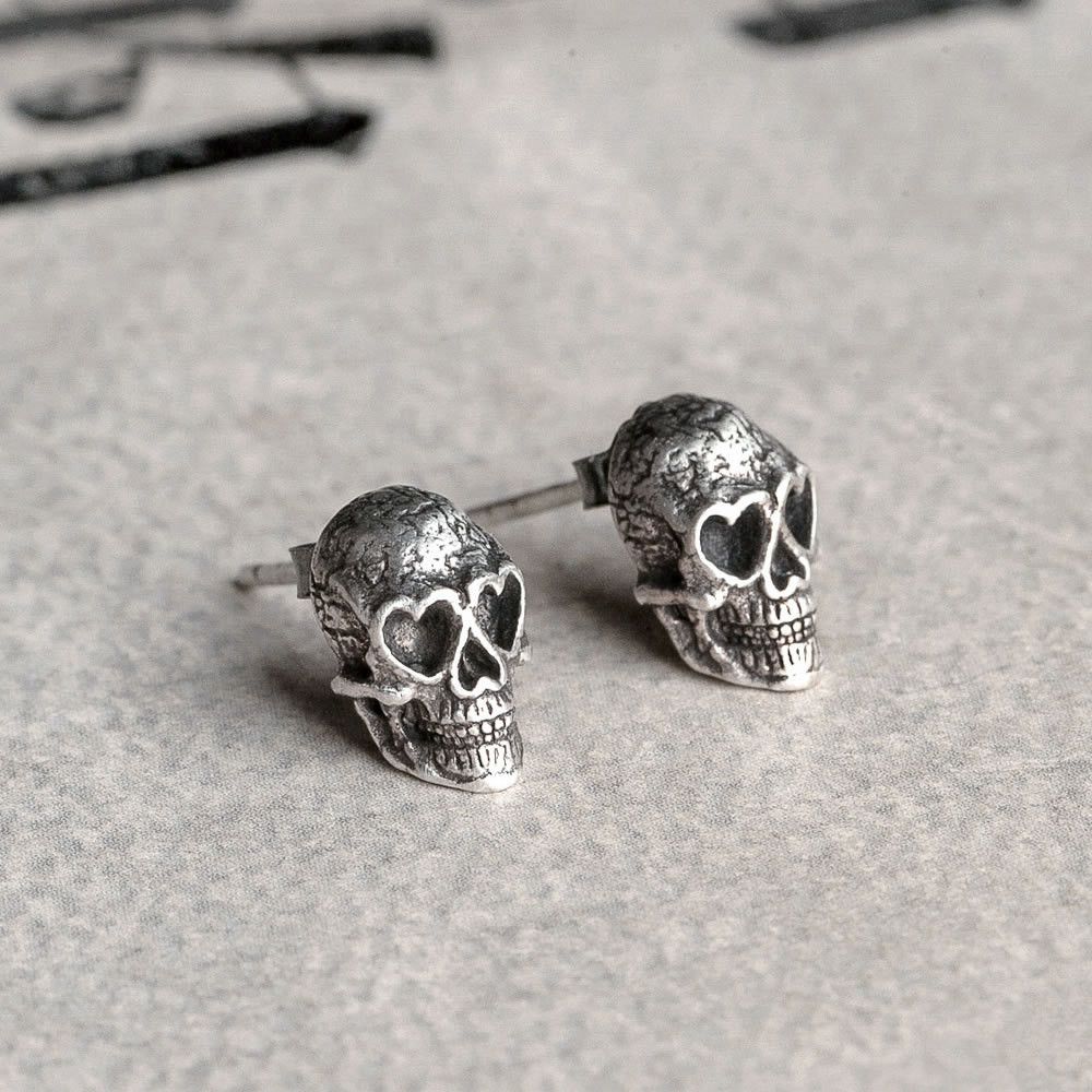 Diamond Earrings x Jewelry Skull Vintage Earrings One Pairs Chrome Jewelry in Silver, Men's
