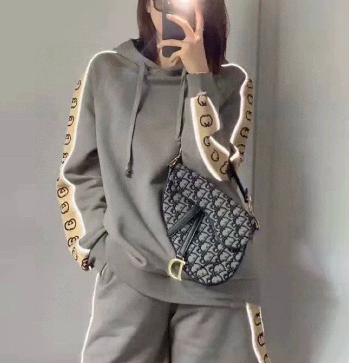 Gucci gucci gray brown long sleeve hoodie xs Size US XS / EU 42 / 0 - 9 Thumbnail
