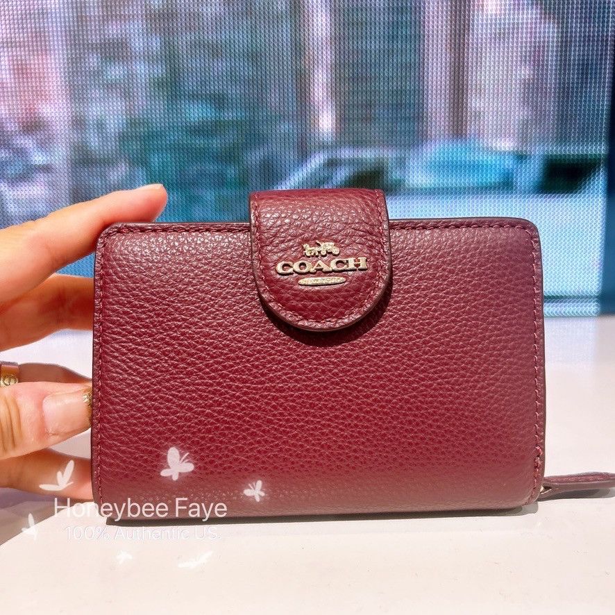 Medium Corner Zip Wallet CBO41