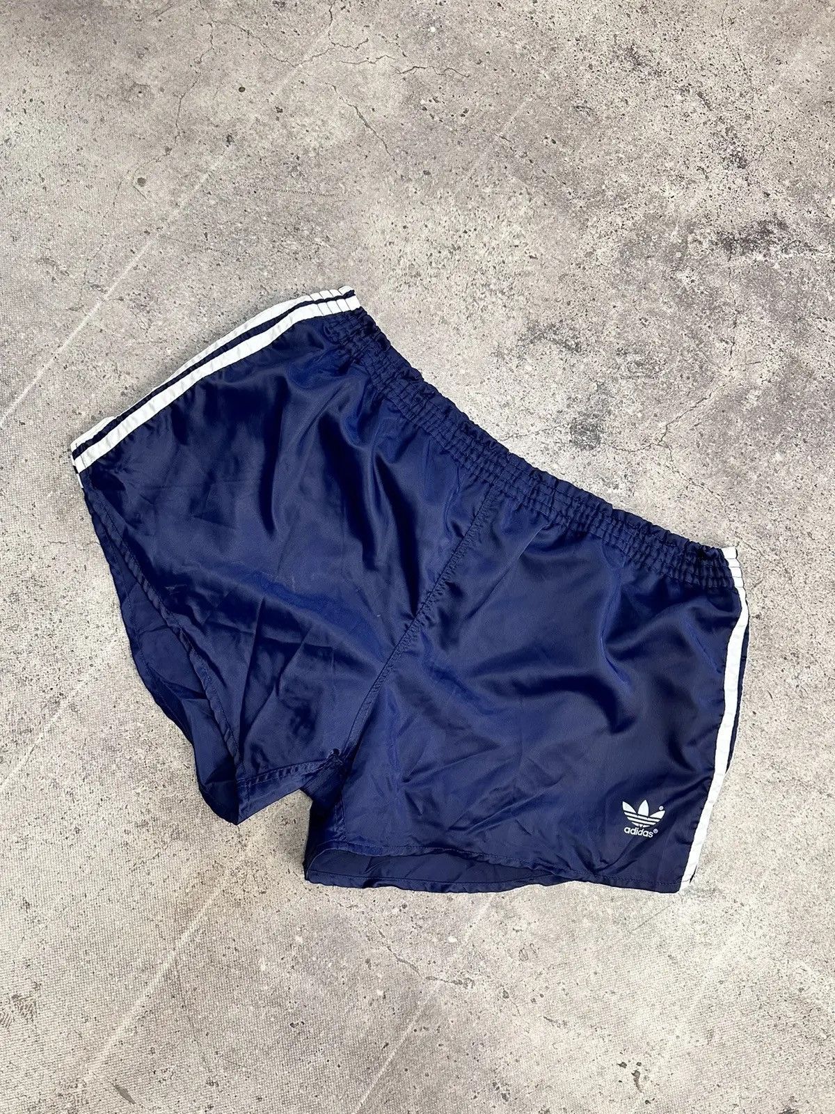 Adidas × Vintage Retro 70s Made In West Germany Adidas Red Nylon Shorts Size US 34 / EU 50 - 3 Thumbnail