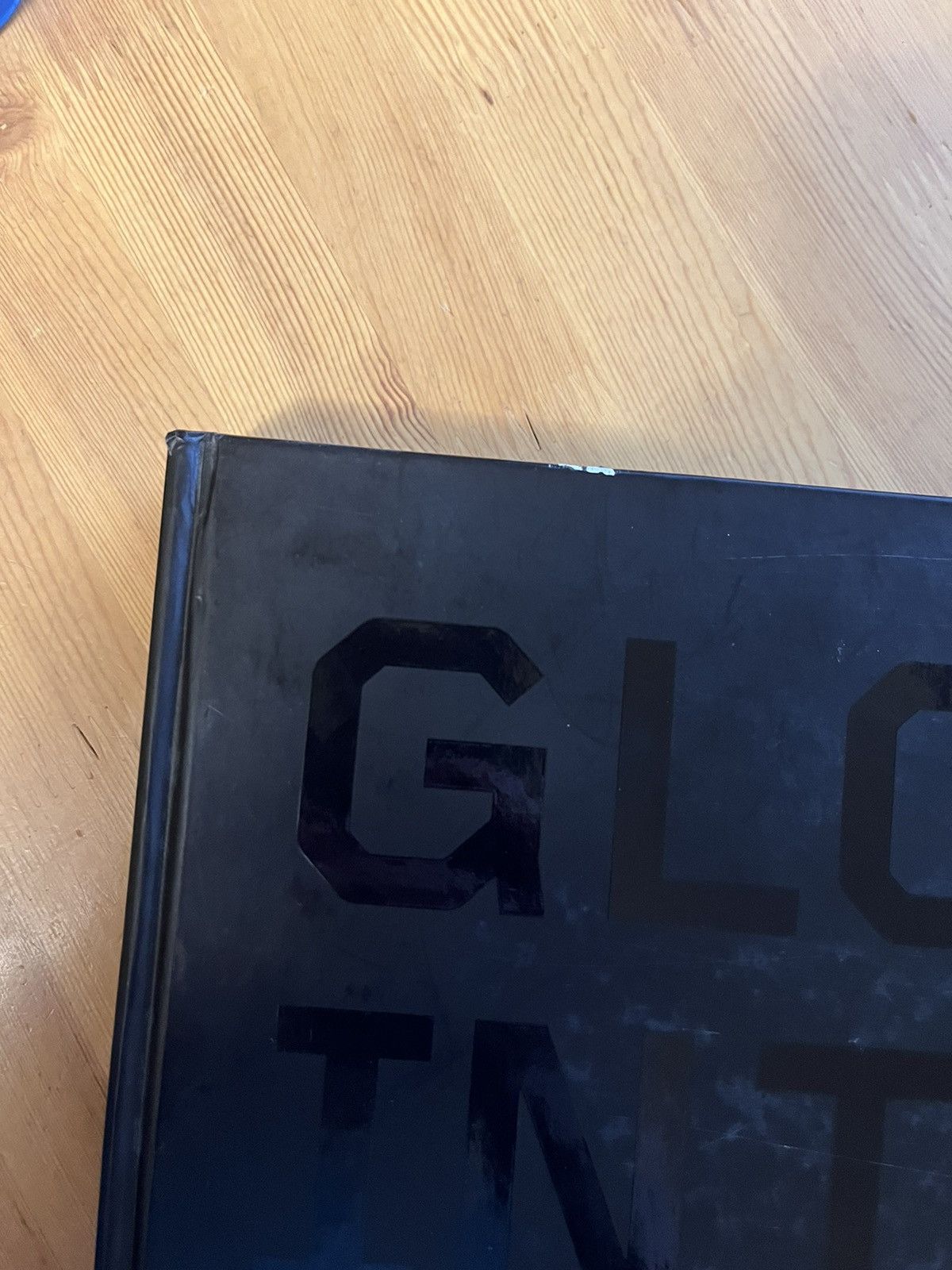 Kanye West Kanye West Glow in the Dark book Size ONE SIZE - 8 Thumbnail