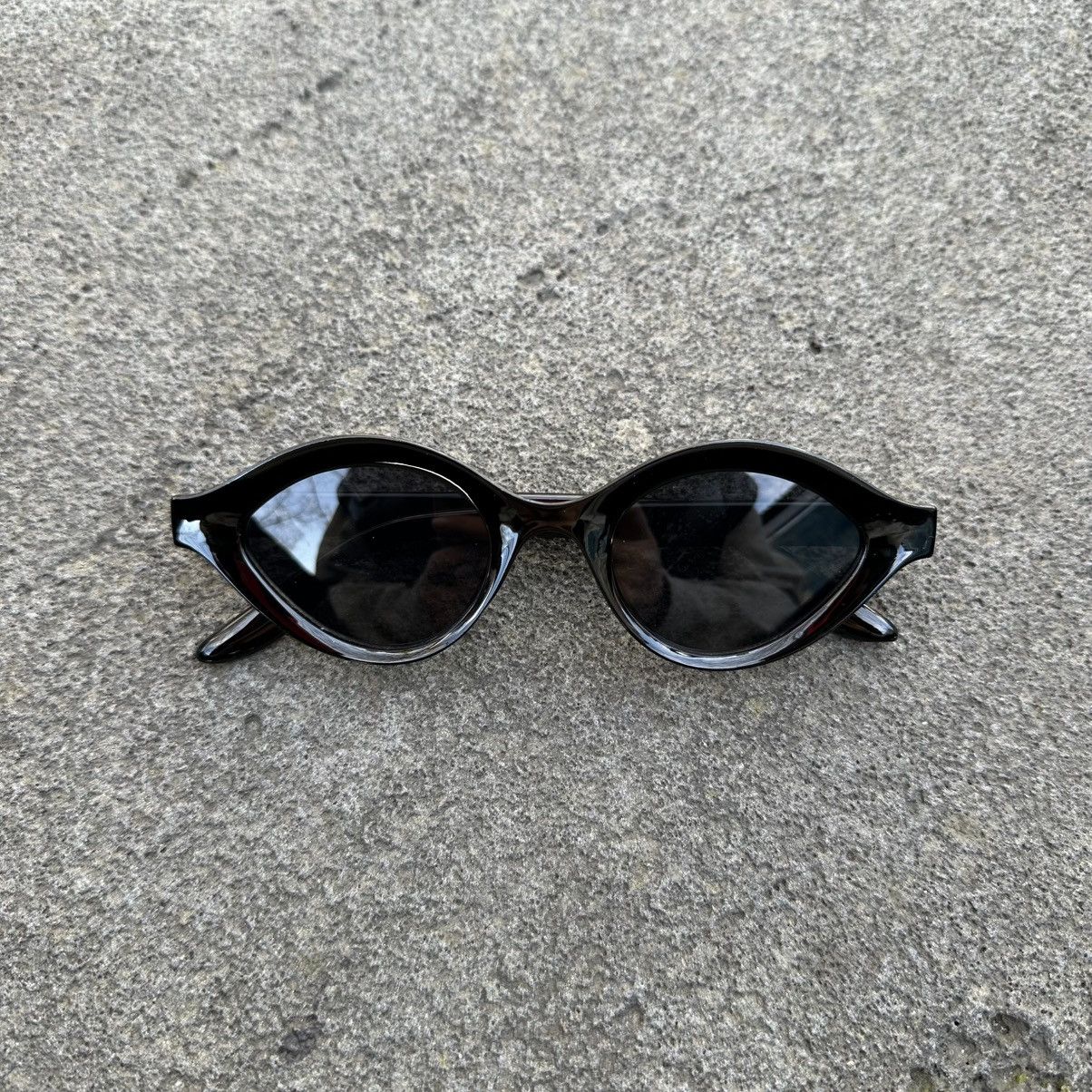 Other Y2K Unisex Sunglasses Retro Fashion Shades SZHM4020-01 Size ONE SIZE - 1 Thumbnail