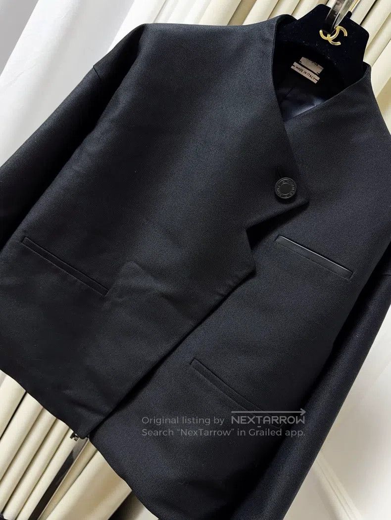 Hermes Hermes Black small V-neck lapel jacket Size XS / US 0-2 / IT 36-38 - 3 Thumbnail