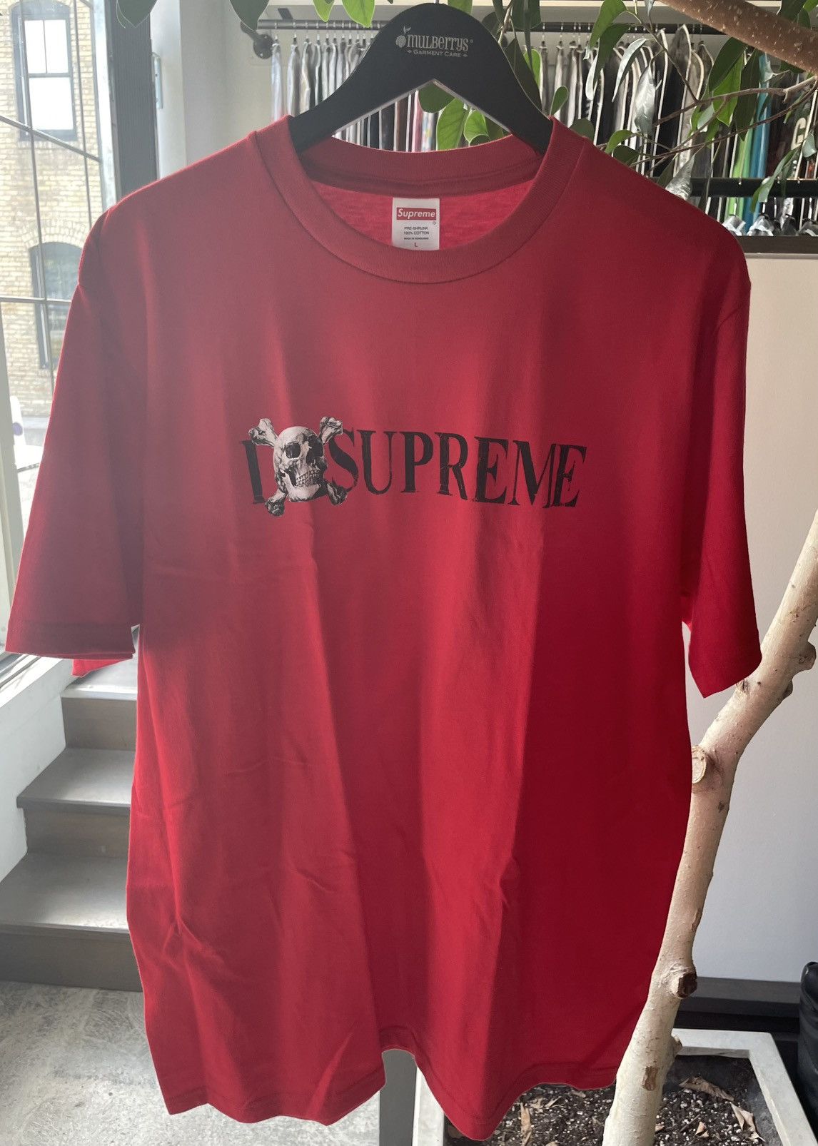 Supreme Supreme Skull Tee Size US L / EU 52-54 / 3 - 1 Thumbnail