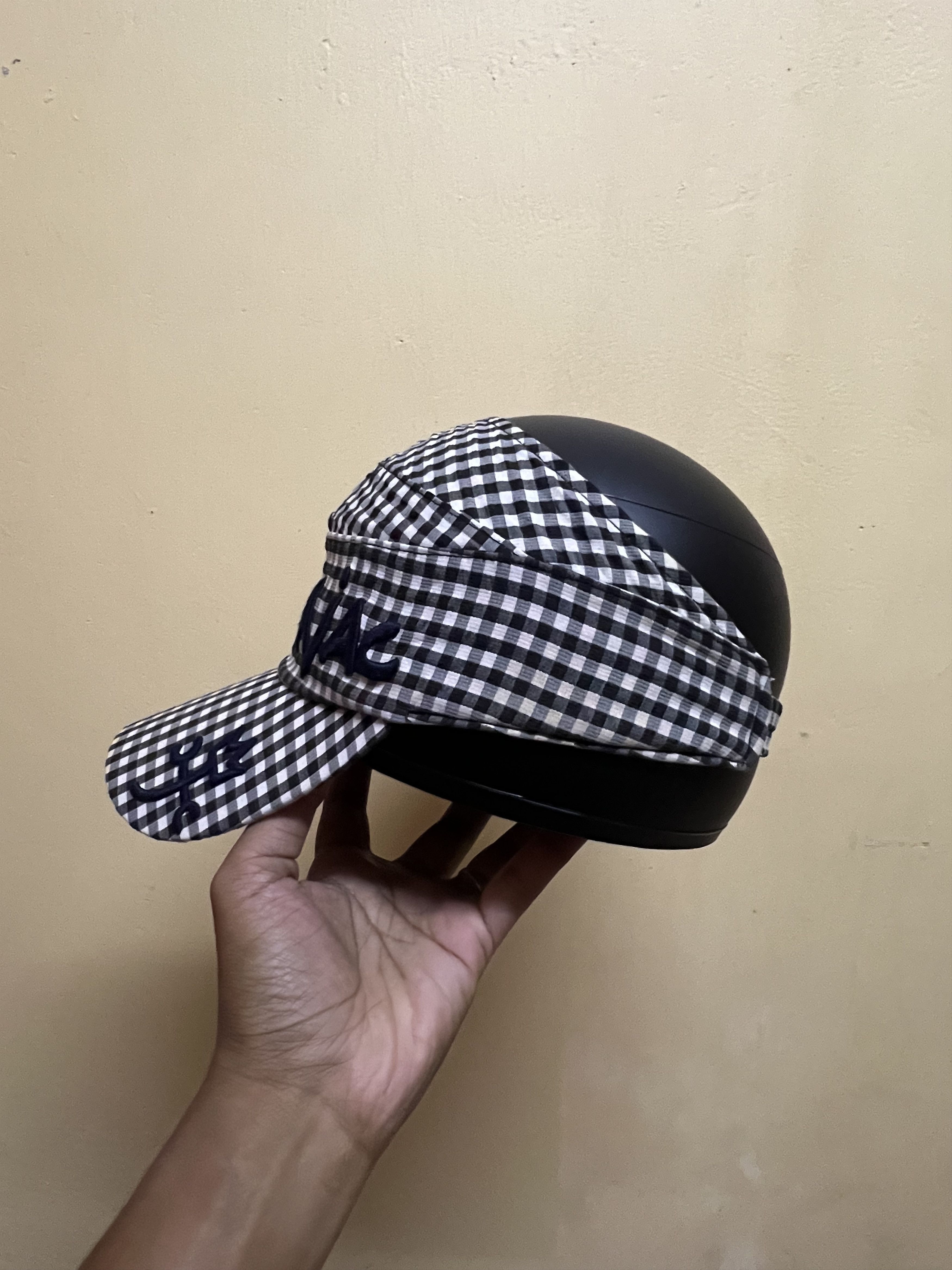 Jean Charles De Castelbajac Castelbajac Outdoor Visor Hat Size ONE SIZE - 2 Thumbnail