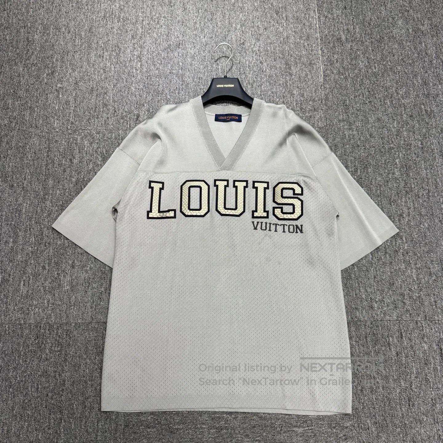 Louis Vuitton Gray V-Neck Short Sleeve Mesh Top. Size US M / EU 48-50 / 2 - 1 Thumbnail