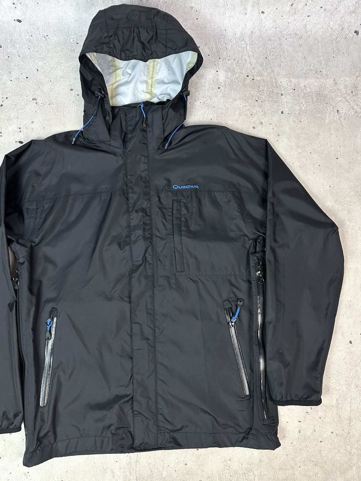 Other Quechua Balck Nylon Men’s Light Membrane Hooded Jacket Size US S / EU 44-46 / 1 - 3 Thumbnail