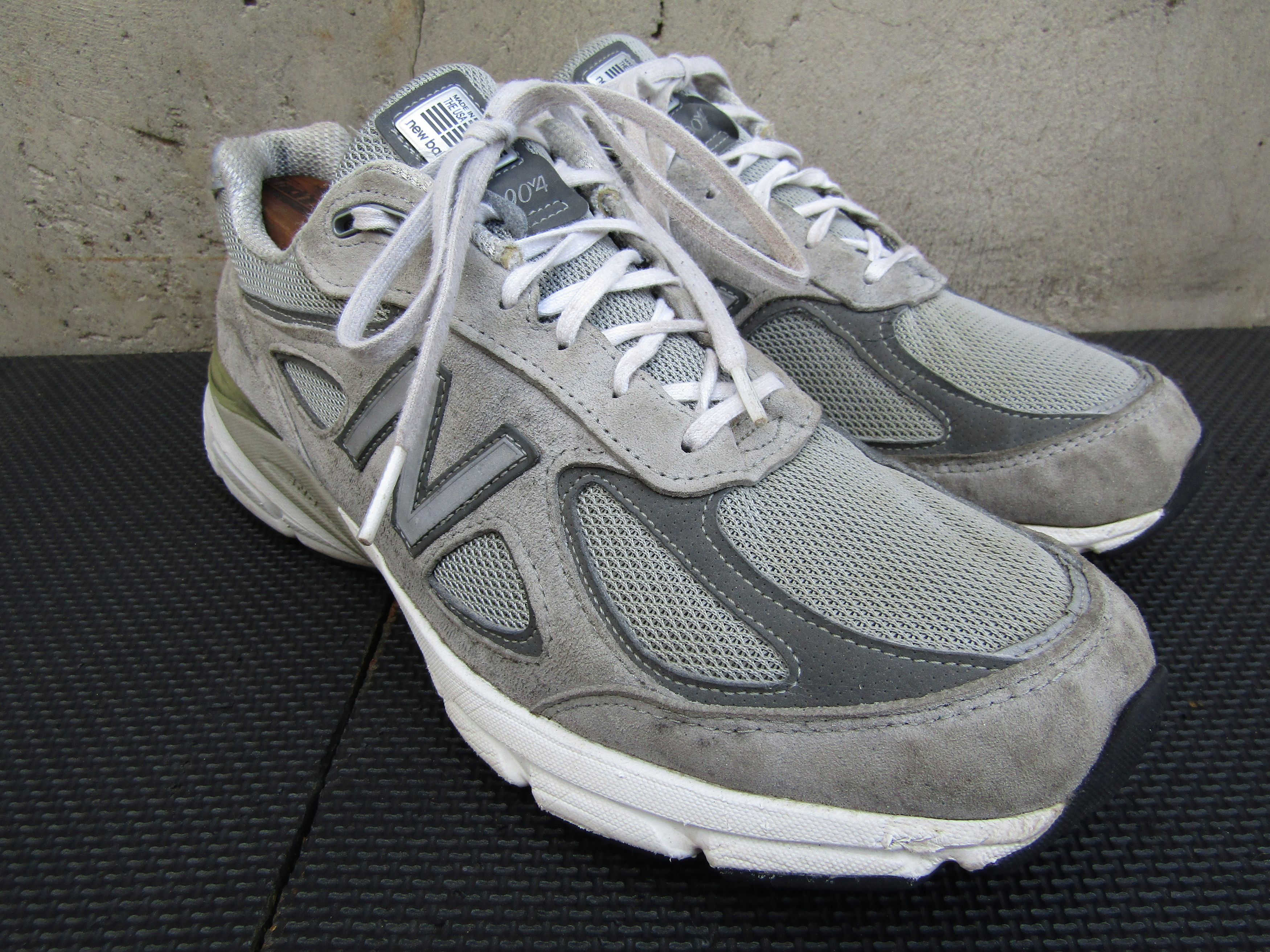 New Balance New Balance 990v4 USA Made Gray Castlerock Running Shoes Size US 11.5 / EU 44-45 - 6 Thumbnail