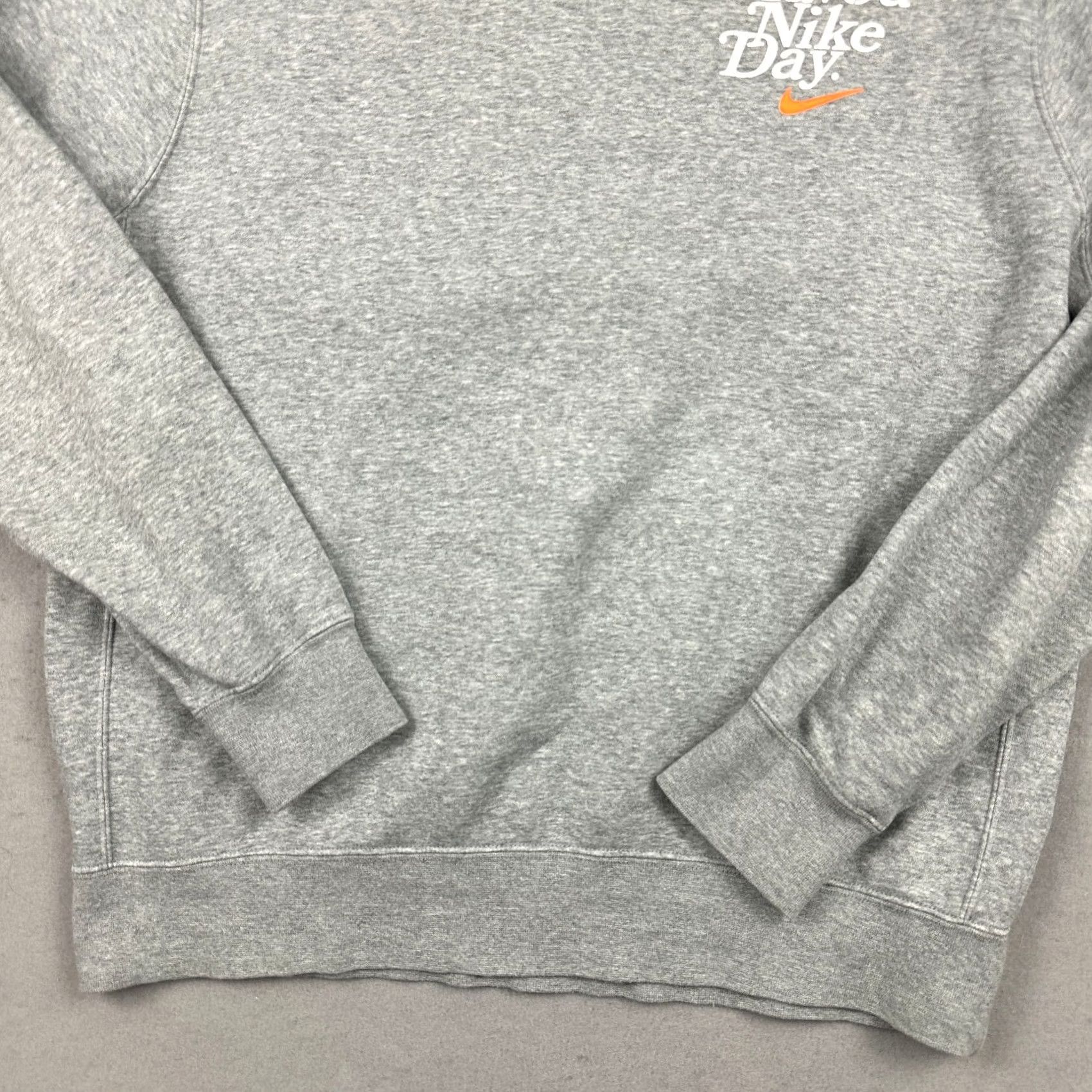 Nike Nike Sweatshirt Men Medium Gray Have A Nike Day Crew Neck Pullover Sweater M Size US M / EU 48-50 / 2 - 3 Thumbnail