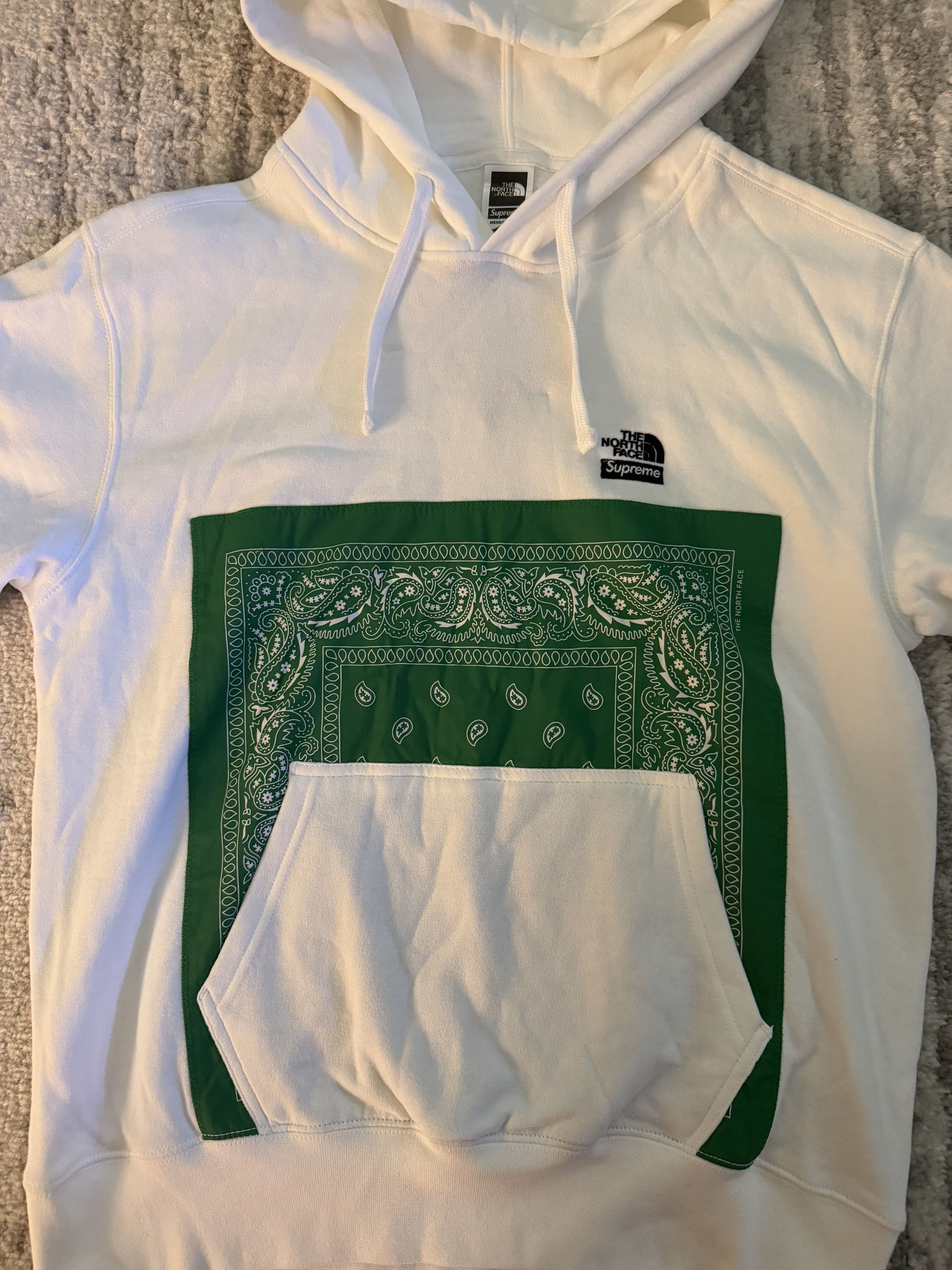 Supreme × The North Face Supreme x The North Face Bandana Hoodie New with Tag Size US S / EU 44-46 / 1 - 3 Thumbnail