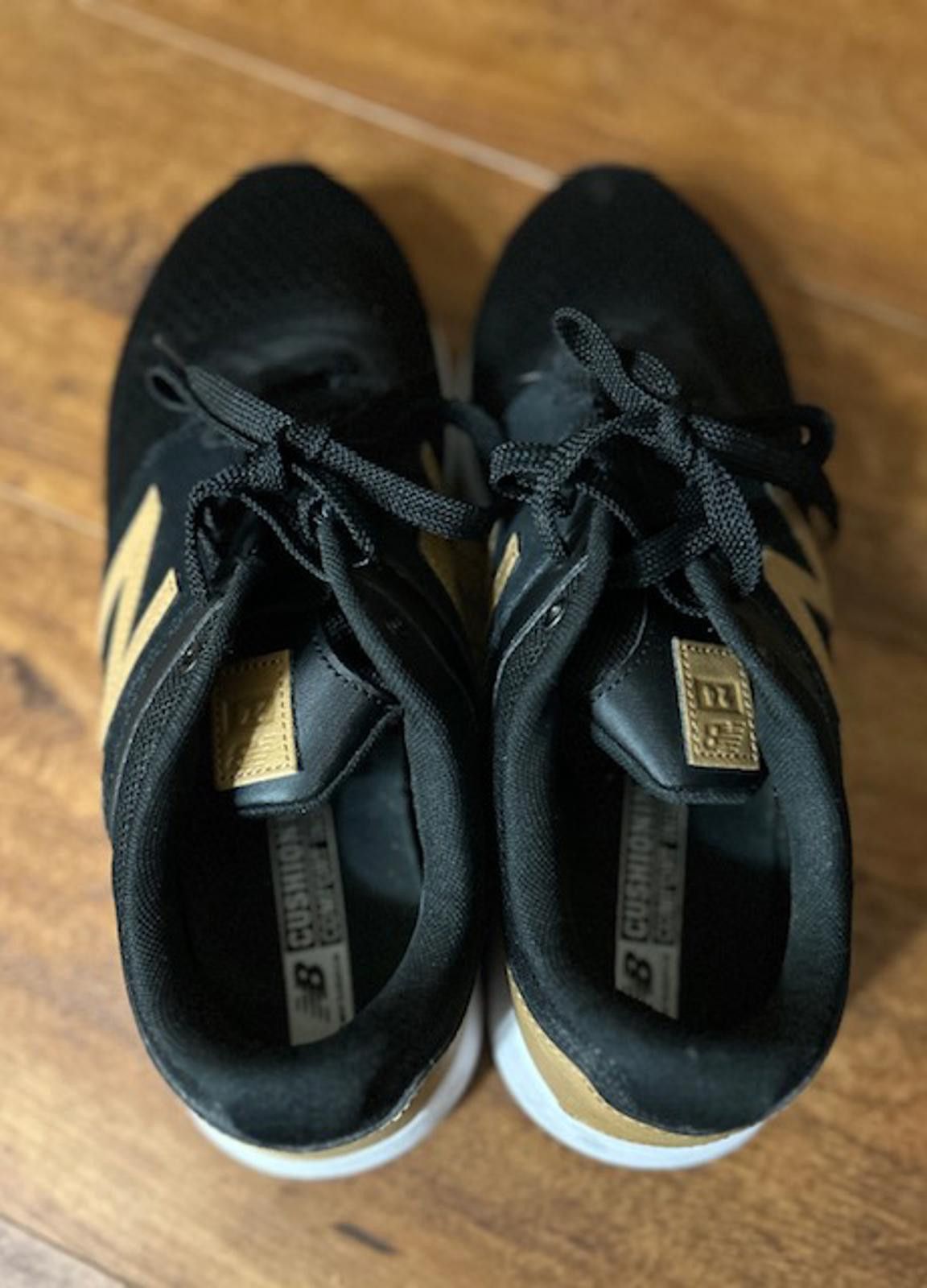 New Balance New Balance Black and Tan Athletic Sneakers Size 9 Size US 9 / EU 42 - 2 Thumbnail