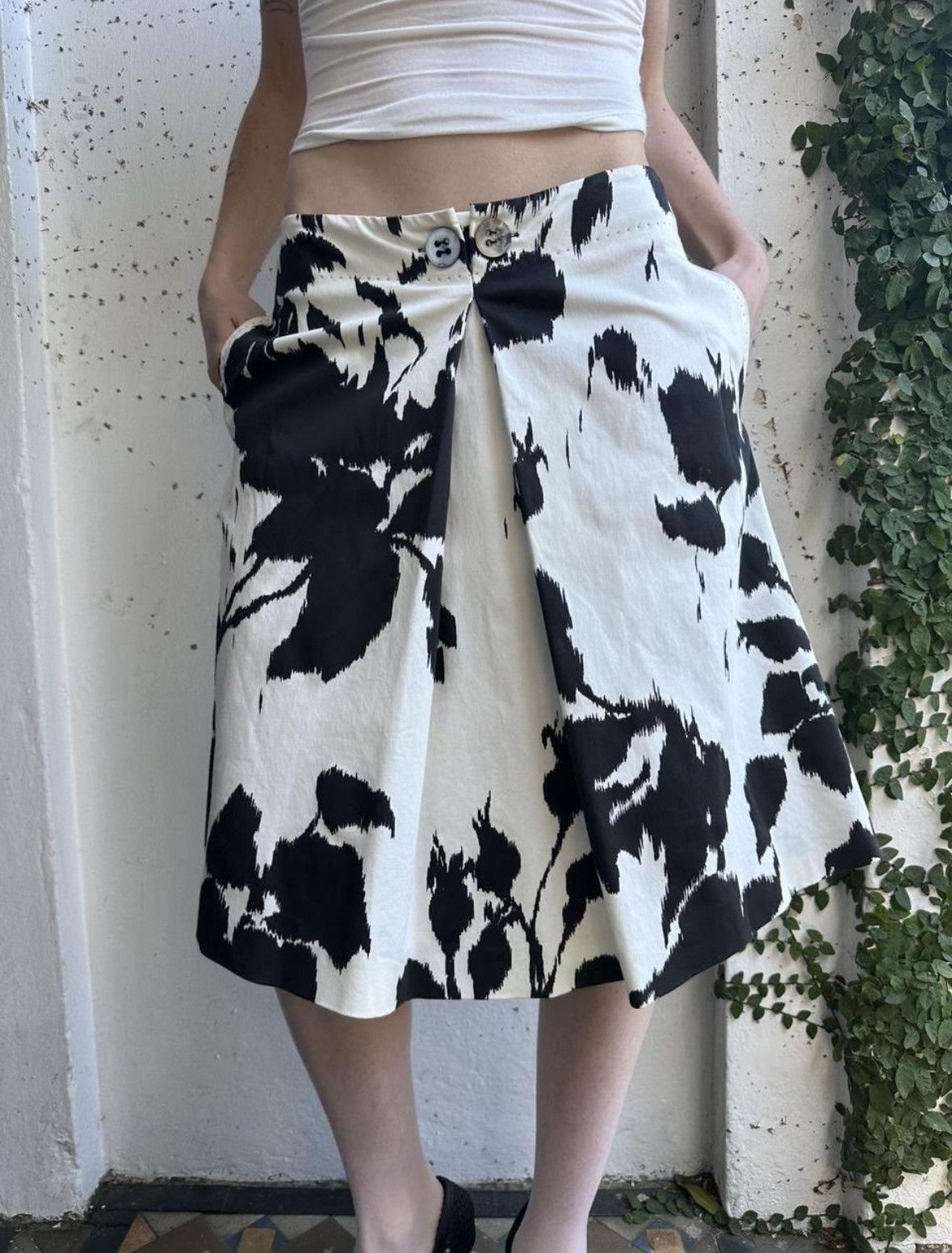 Max Mara Max Mara A-Line Skirt Size 27" / US 4 / IT 40 - 2 Thumbnail