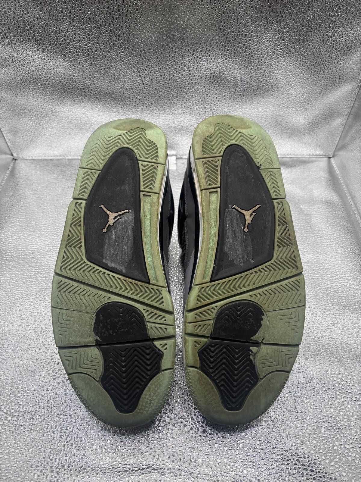 Jordan Brand Air Jordan 4 green glow Size US 8.5 / EU 41-42 - 3 Thumbnail