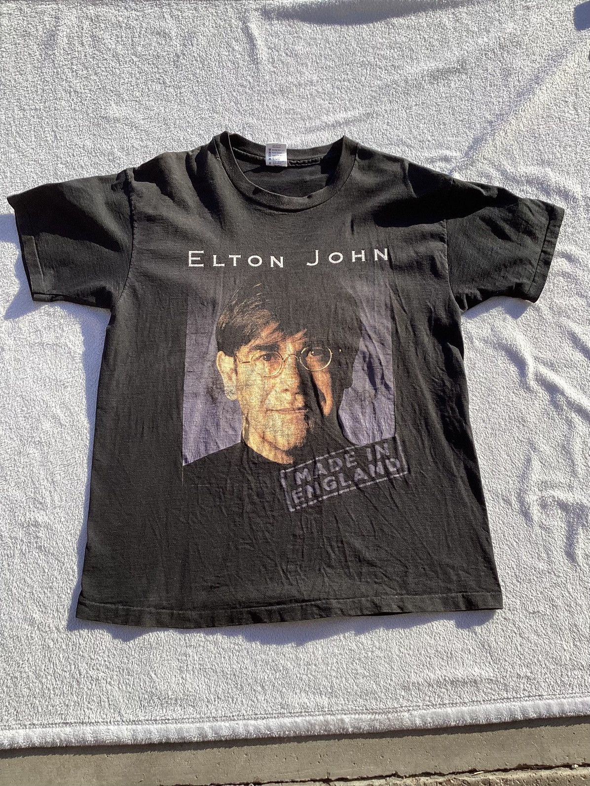 Other Vtg 95 Elton John made in England single stitch band T-shirt Size US XL / EU 56 / 4 - 1 Thumbnail