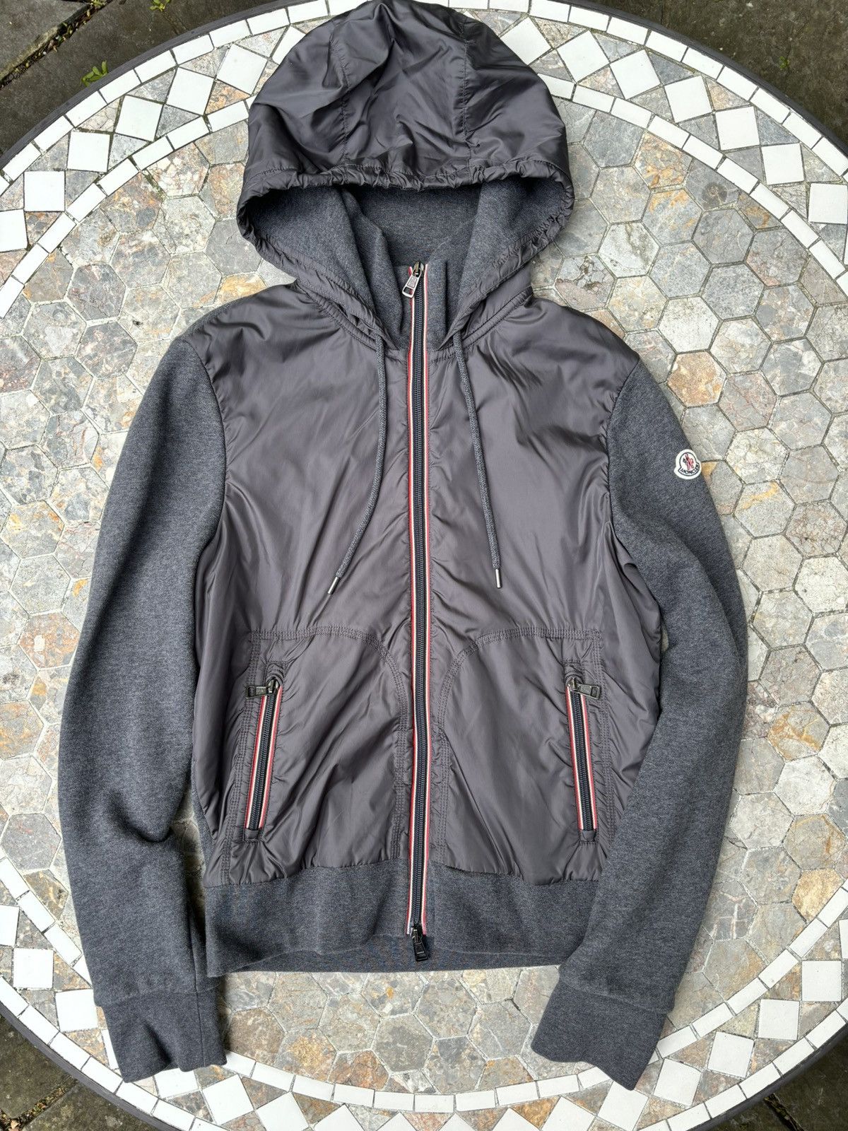 Image of Rrp700$ Moncler Maglia Zip Cardigan/Moncler Nylon Zip Hoodie in Grey, Men's (Size Small)