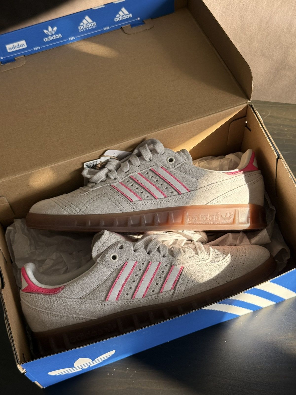 Adidas adidas Handball Originals Gray Lucid Pink Suede Gum JR3656 Size US 7.5 / IT 37.5 - 1 Thumbnail