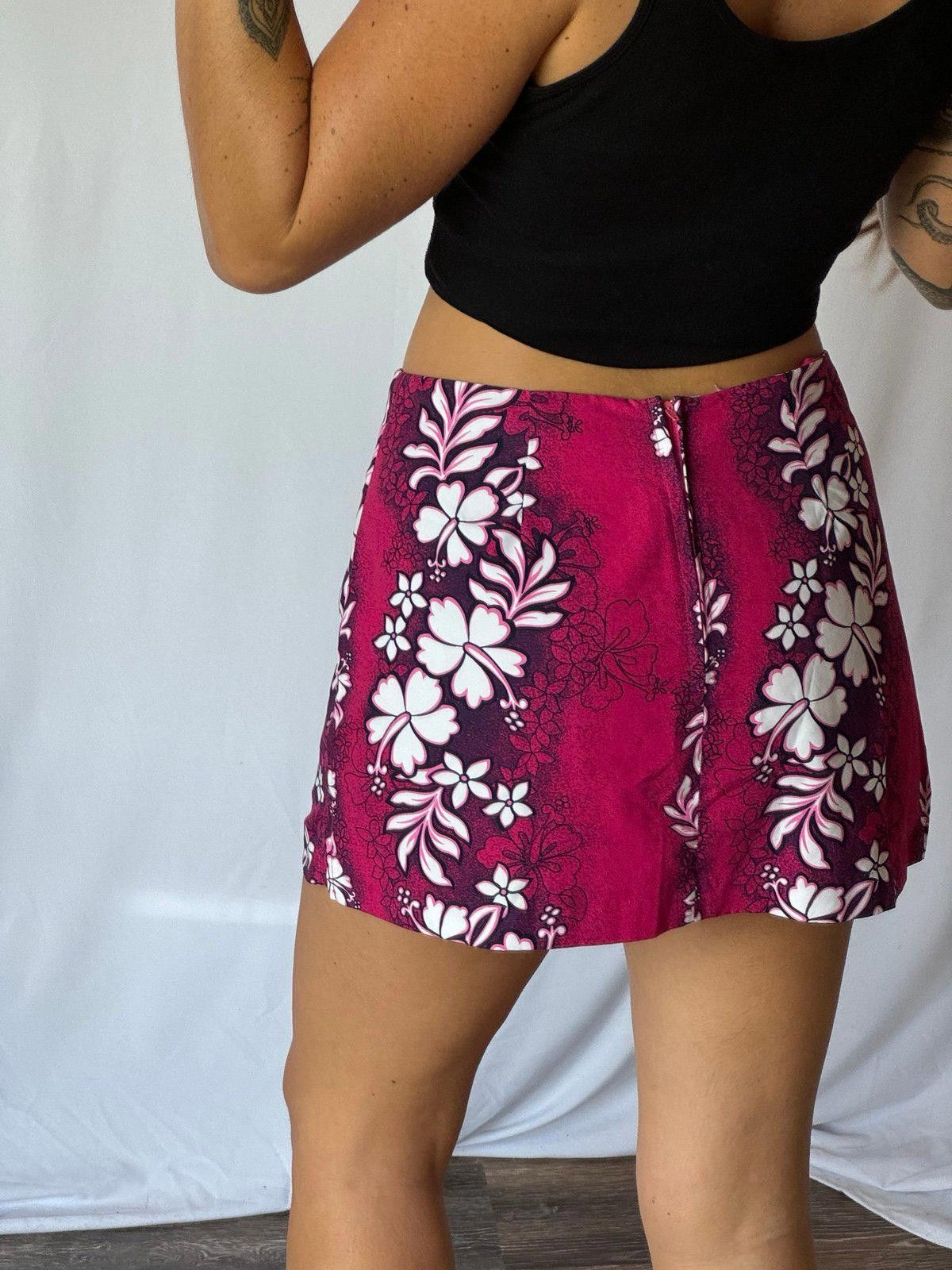 Designer Hibiscus Flag Skirt Size 32" / US 10 / IT 46 - 4 Thumbnail