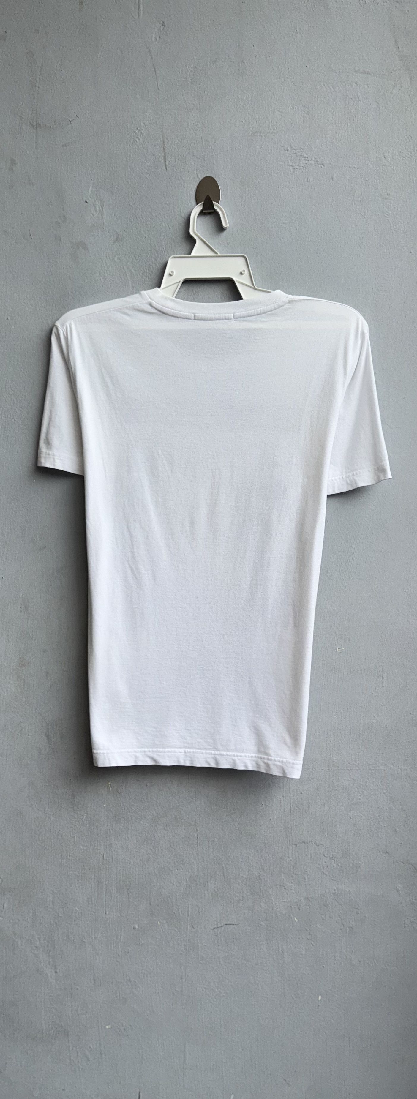 Uniqlo Gourmet Hunter Toriko Uniqlo Shirt Size US M / EU 48-50 / 2 - 5 Thumbnail
