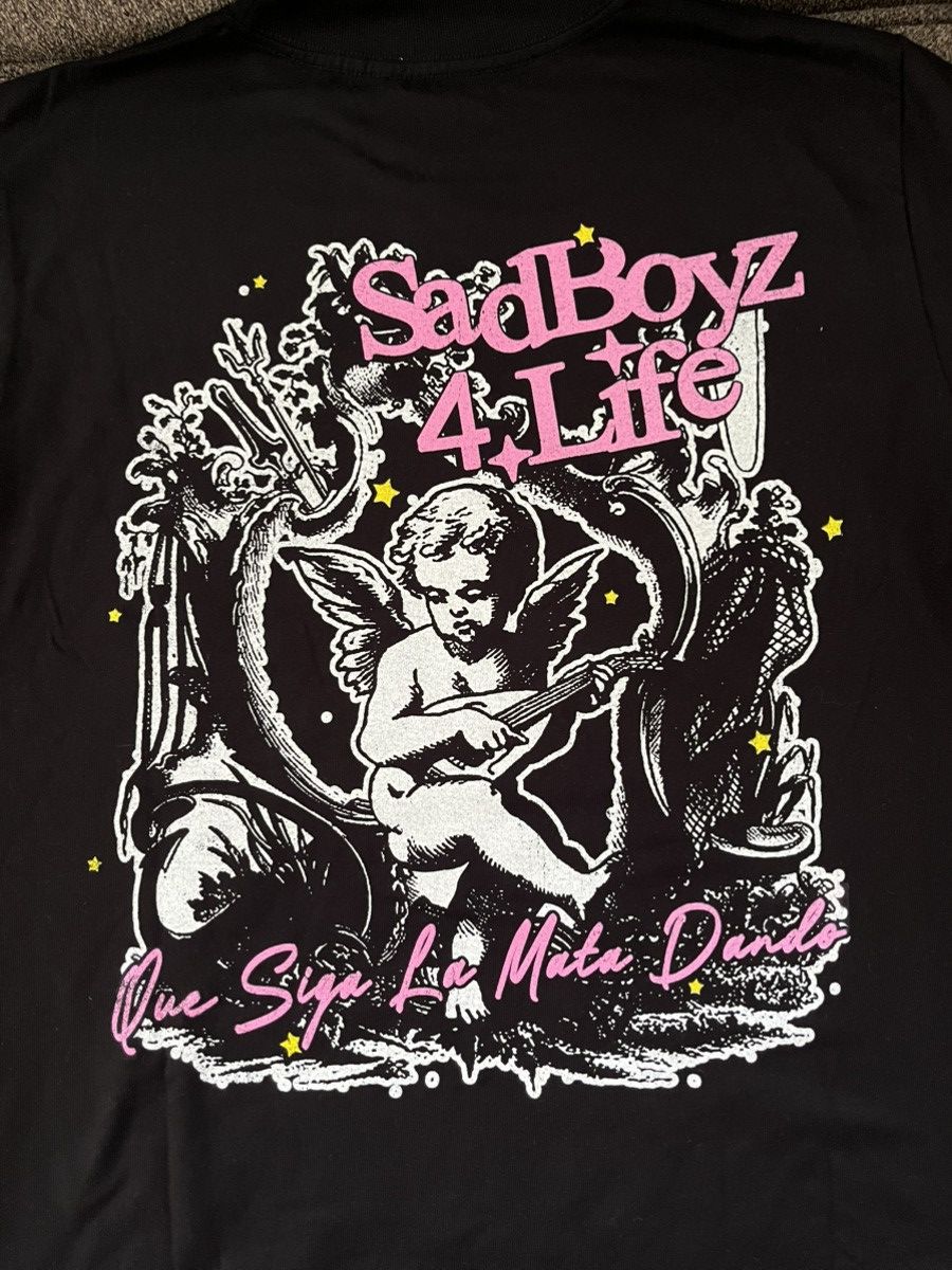 Sad Boys Sad Boyz 4 Life Graphic Tee – Black/Pink – Size Small Size US S / EU 44-46 / 1 - 1 Thumbnail