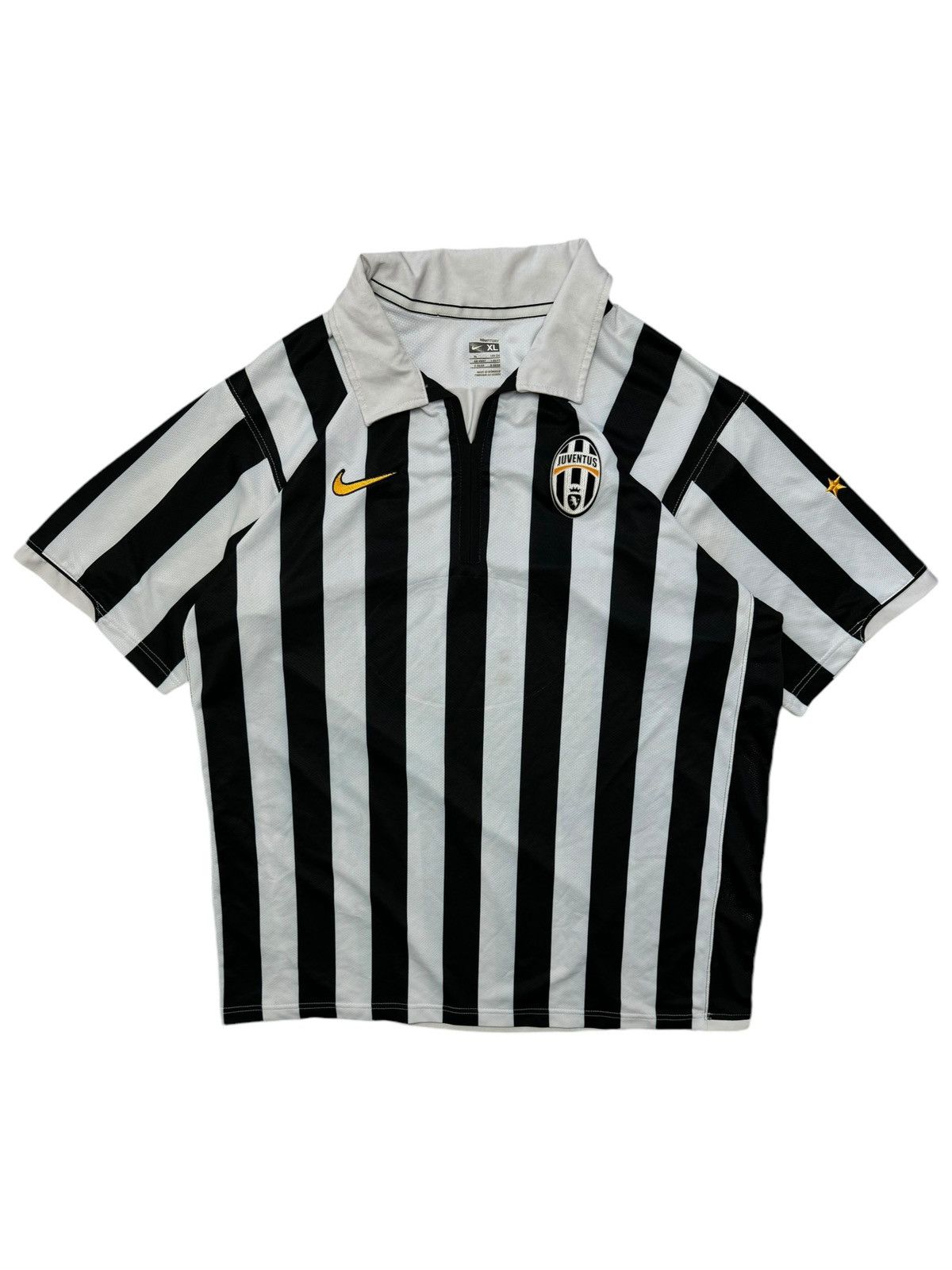 Nike Juventus 2010/2011 home t shirt Nike Męska Football Jersey Size XL Size US XL / EU 56 / 4 - 1 Thumbnail