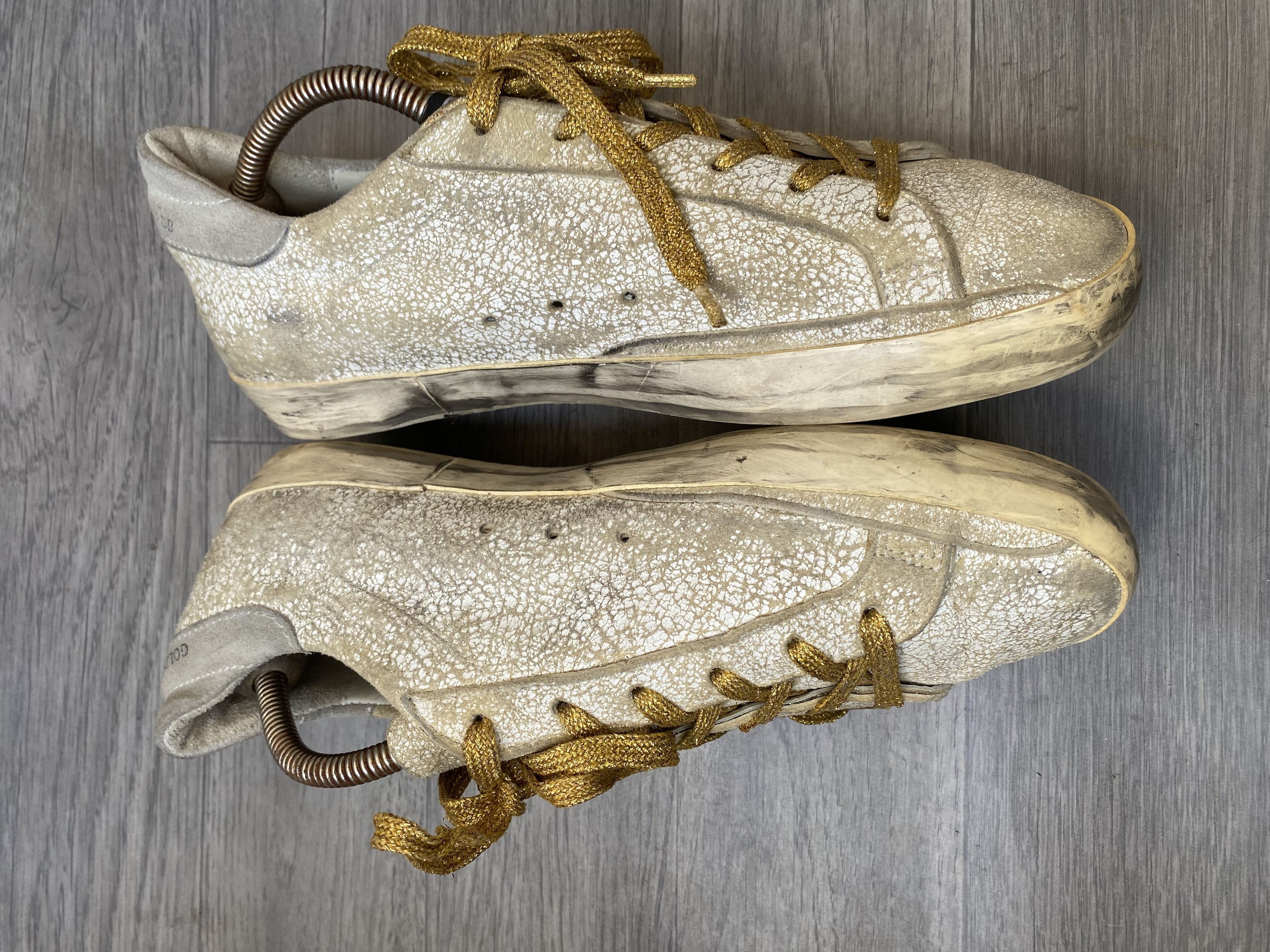 Golden Goose Golden goose cracked low top distressed sneakers sz 41 Size US 8 / EU 41 - 11 Thumbnail