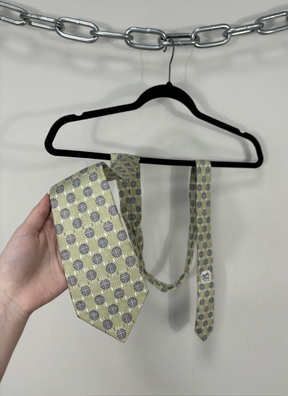 Hermes Hermes Circle Net Design Rare Luxury Silk Tie Size ONE SIZE - 1 Thumbnail