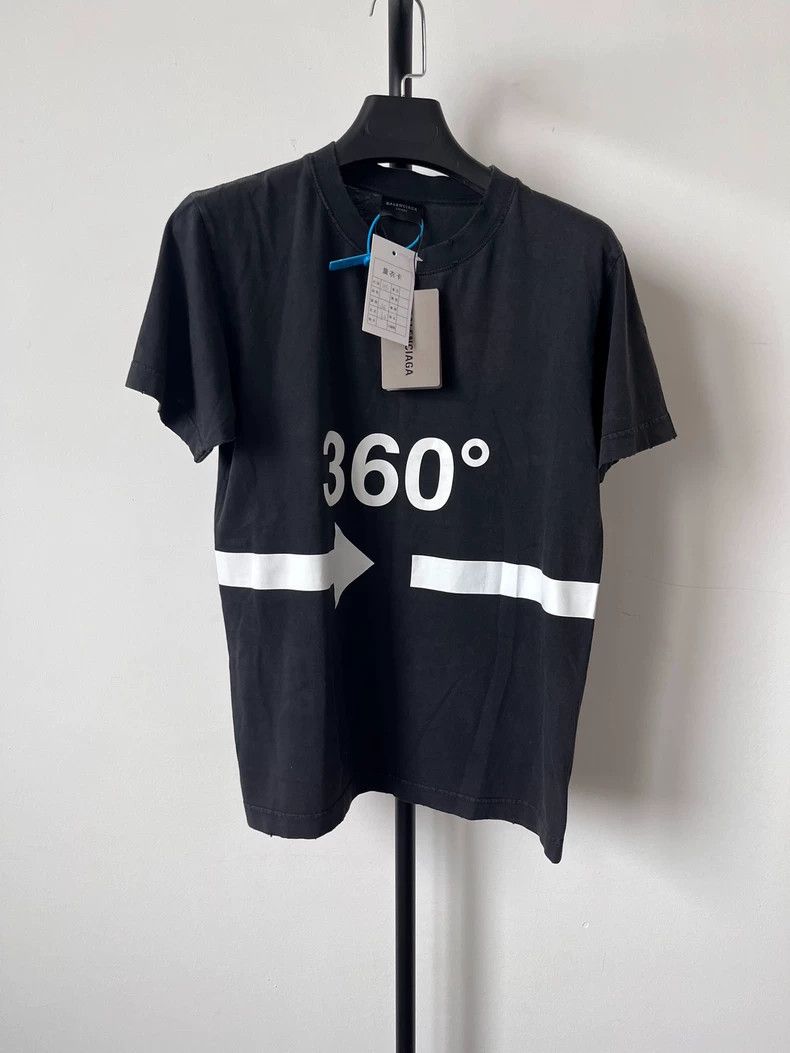 Balenciaga Balenciaga Digital printed T-shirt with round neck and sho Size US XS / EU 42 / 0 - 1 Thumbnail
