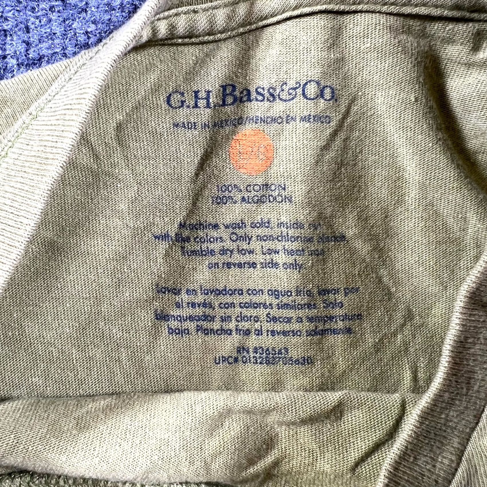 Vintage G.H. Bass & Co. T-Shirt Mens Olive Green Graphic Bear And Arrow 1876 Streetwear Large Size US L / EU 52-54 / 3 - 7 Thumbnail
