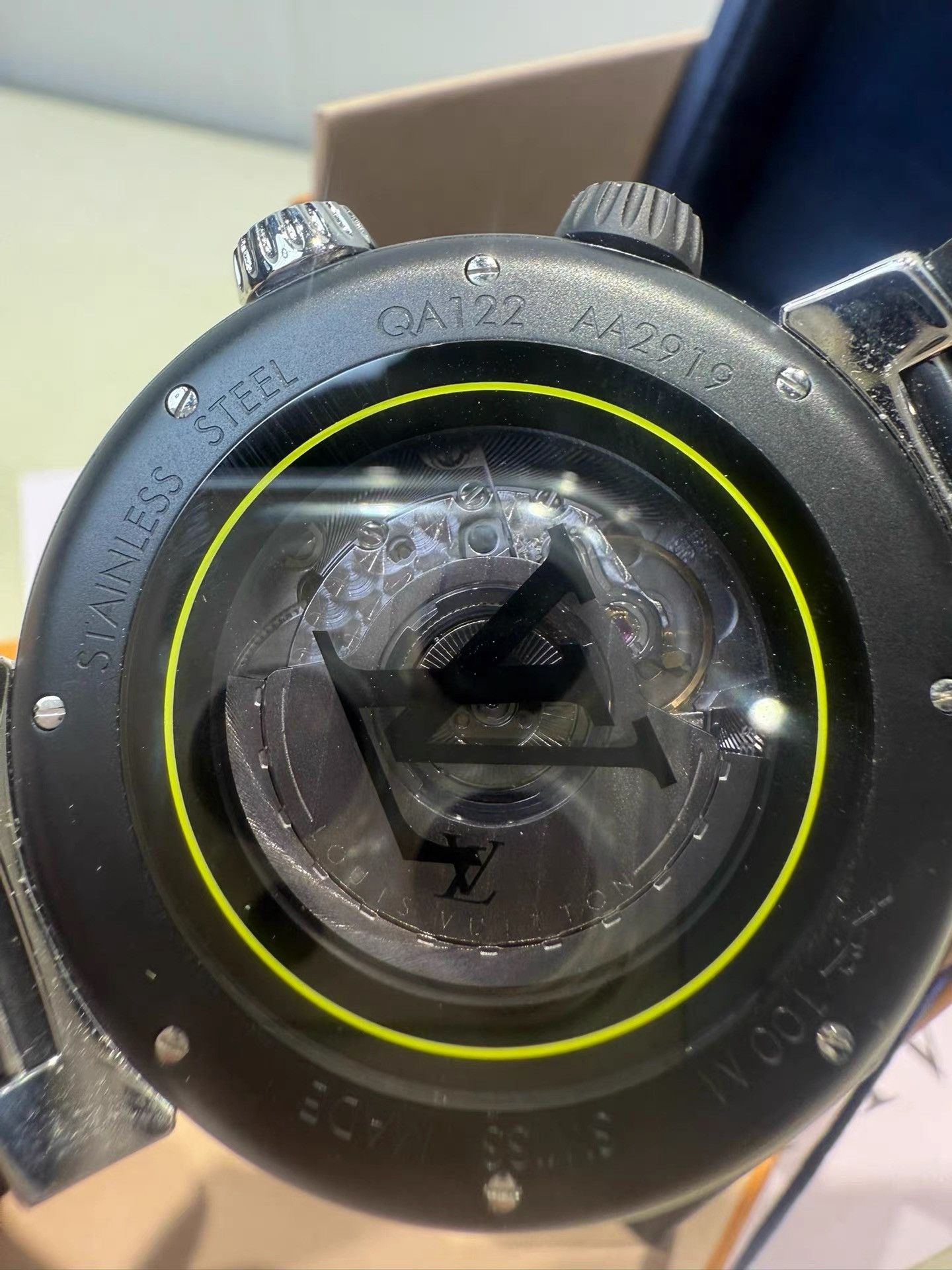 Louis Vuitton Louis Vuitton Diver Watch K36 Size ONE SIZE - 7 Thumbnail