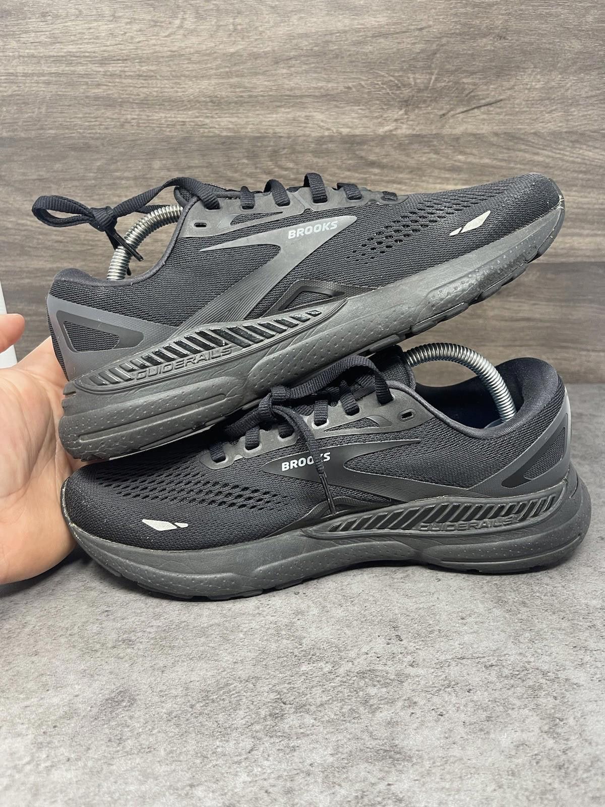 Brooks Brooks Adrenaline GTS 23 Shoes Womens Size 9 Black Size US 9 / IT 39 - 7 Thumbnail