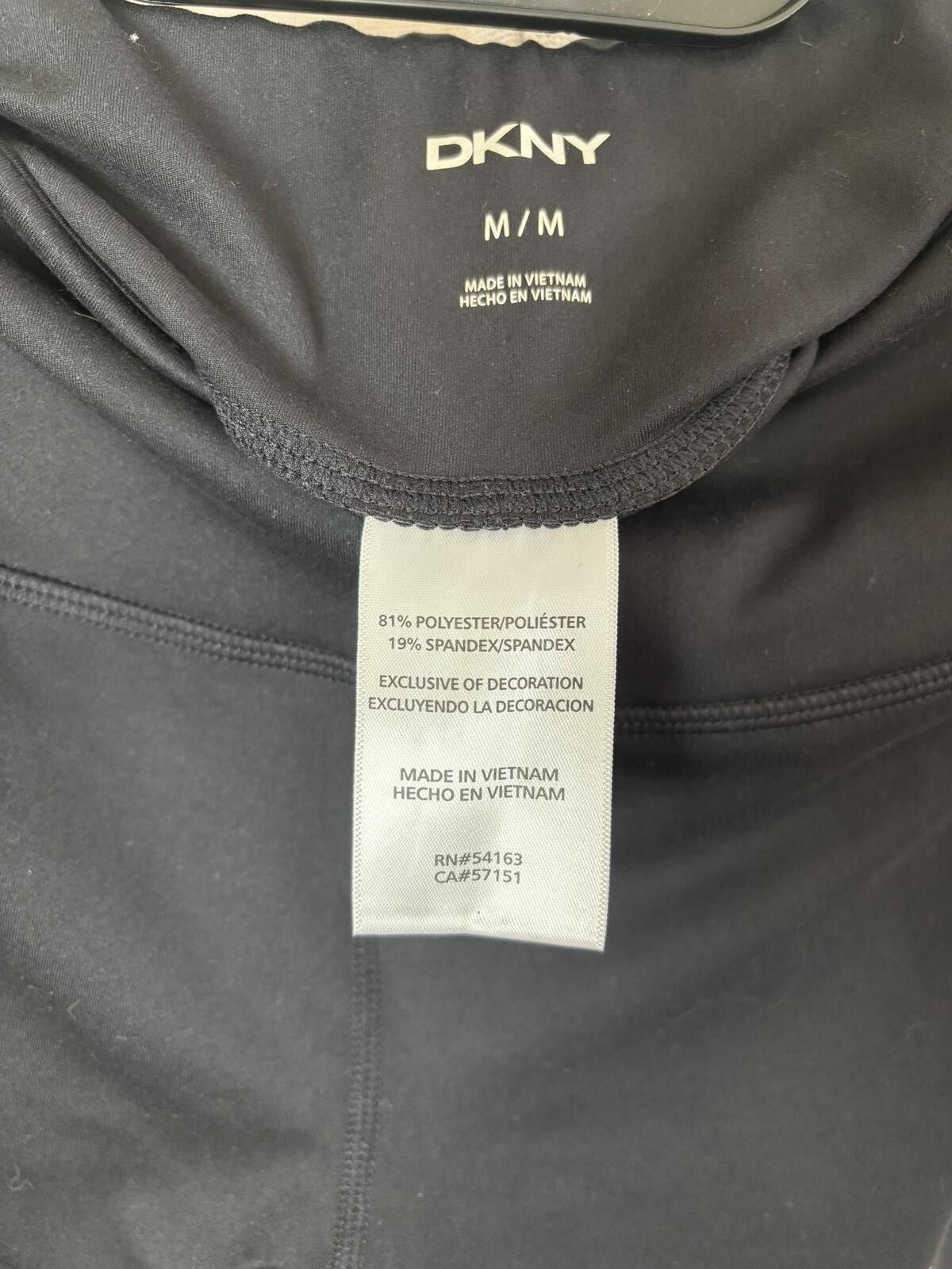 DKNY DKNY Black Athletic Shorts with Side Pocket. Medium. Size US 32 / EU 48 - 6 Thumbnail