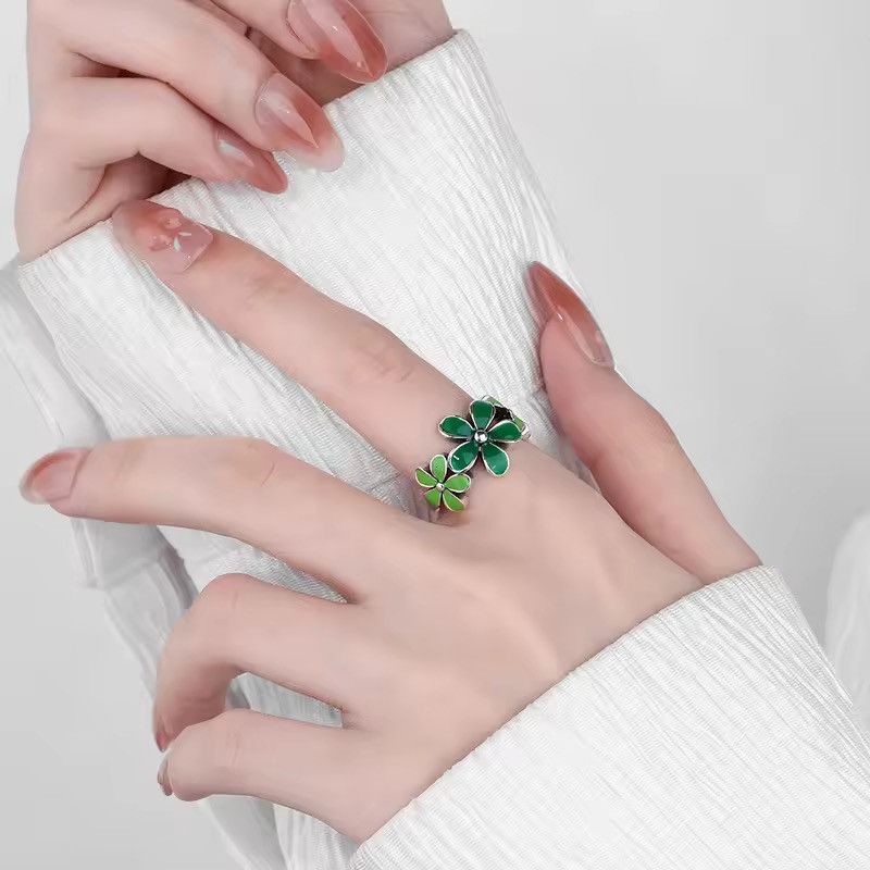 Jewelry Green Leaf Flowers Adjustable Ring Size ONE SIZE - 2 Thumbnail
