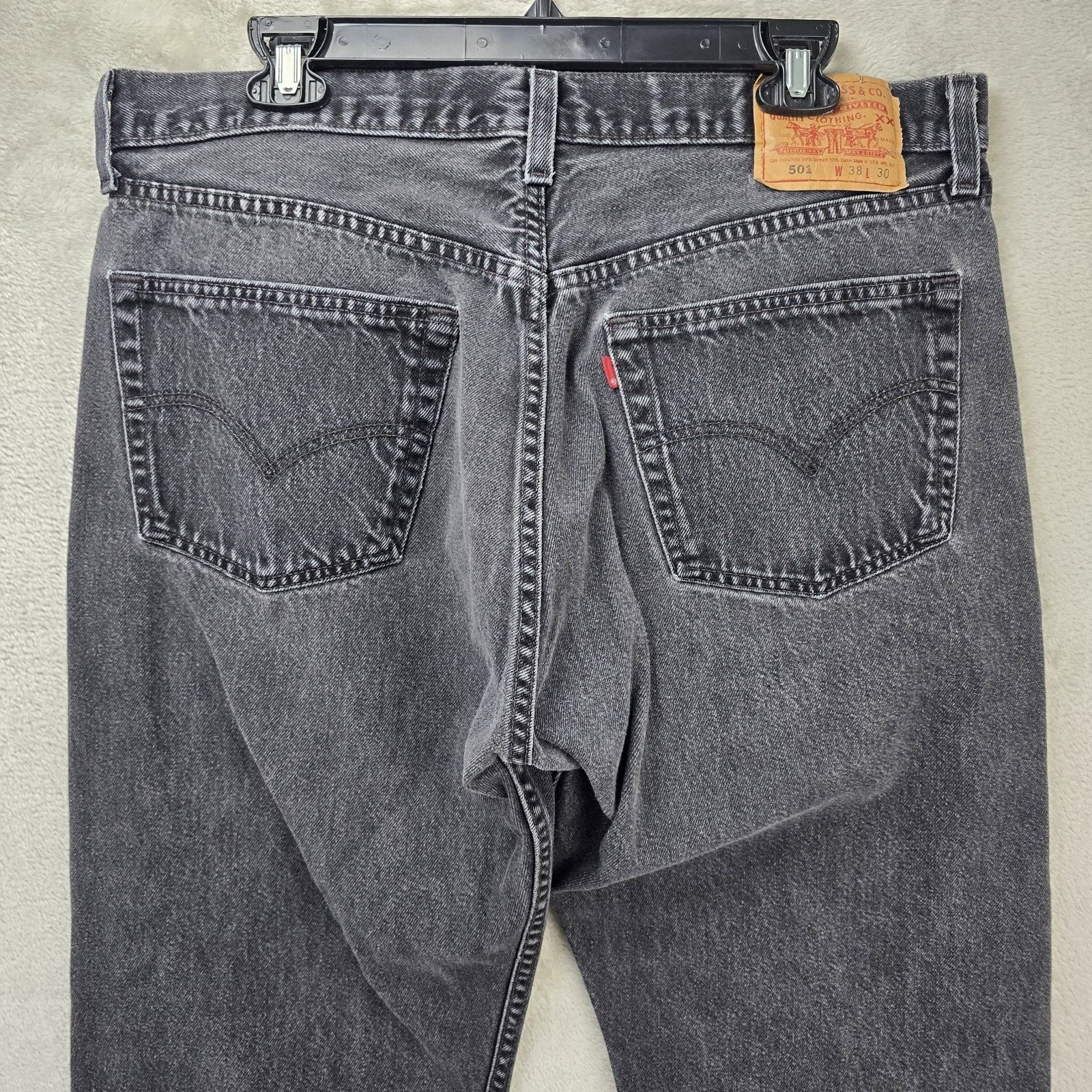 Levi's Vintage 90s Levis 501 Jeans Men 38x30 (Fits 38x26) Black USA Size US 38 / EU 54 - 8 Thumbnail