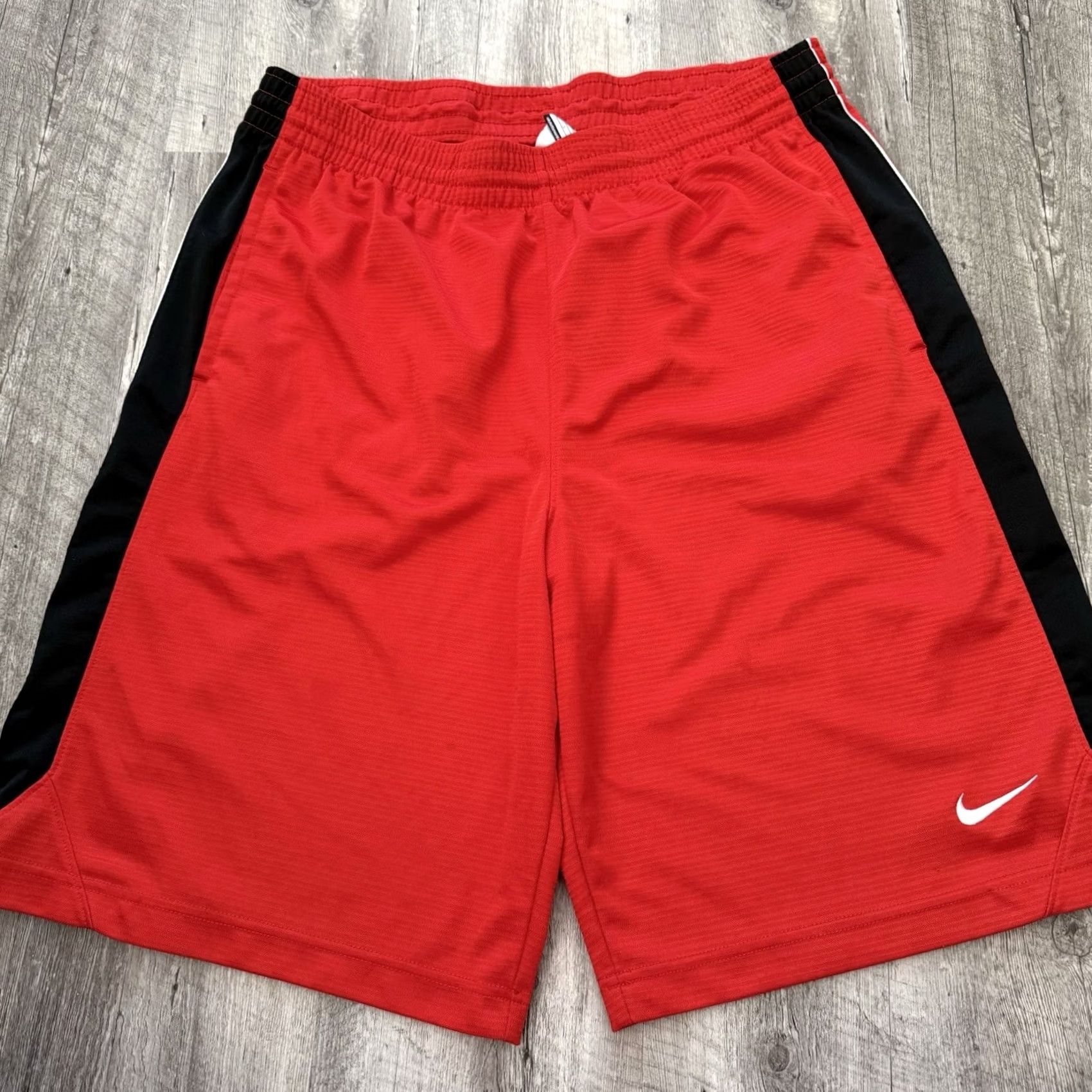Nike VINTAGE Size US 33 - 8 Thumbnail