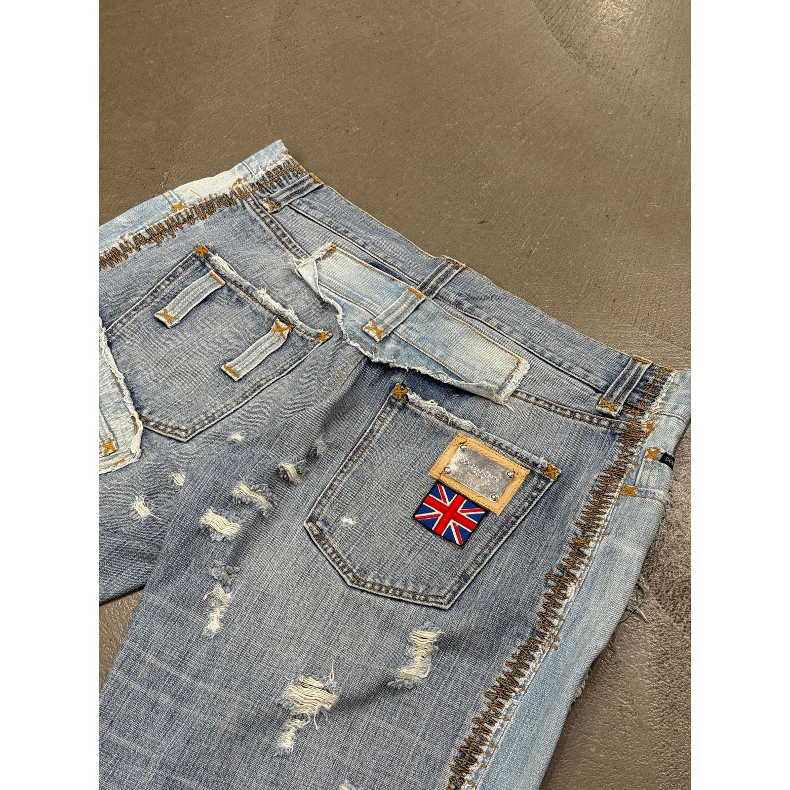 Dolce & Gabbana 2005 Dolce & Gabbana "David Beckham" deconstructed shorts Size US 36 / EU 52 - 8 Thumbnail